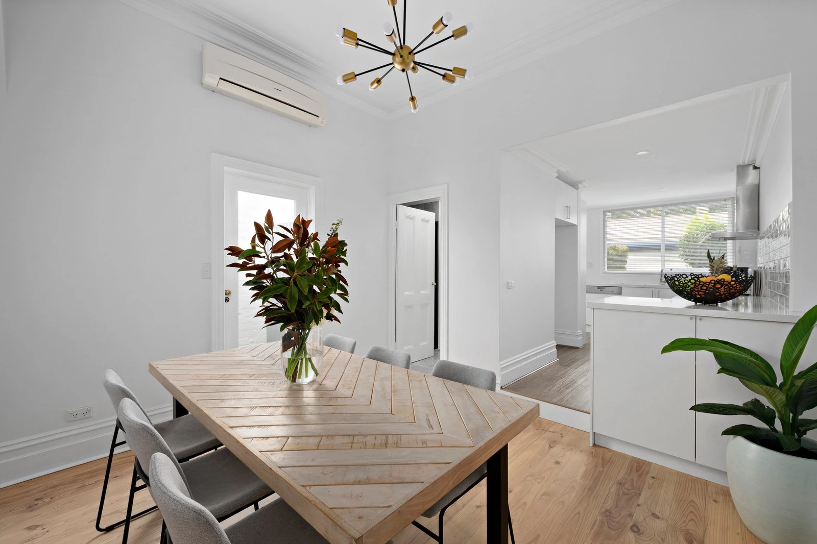 30 Mountain Street, South Melbourne, 3205