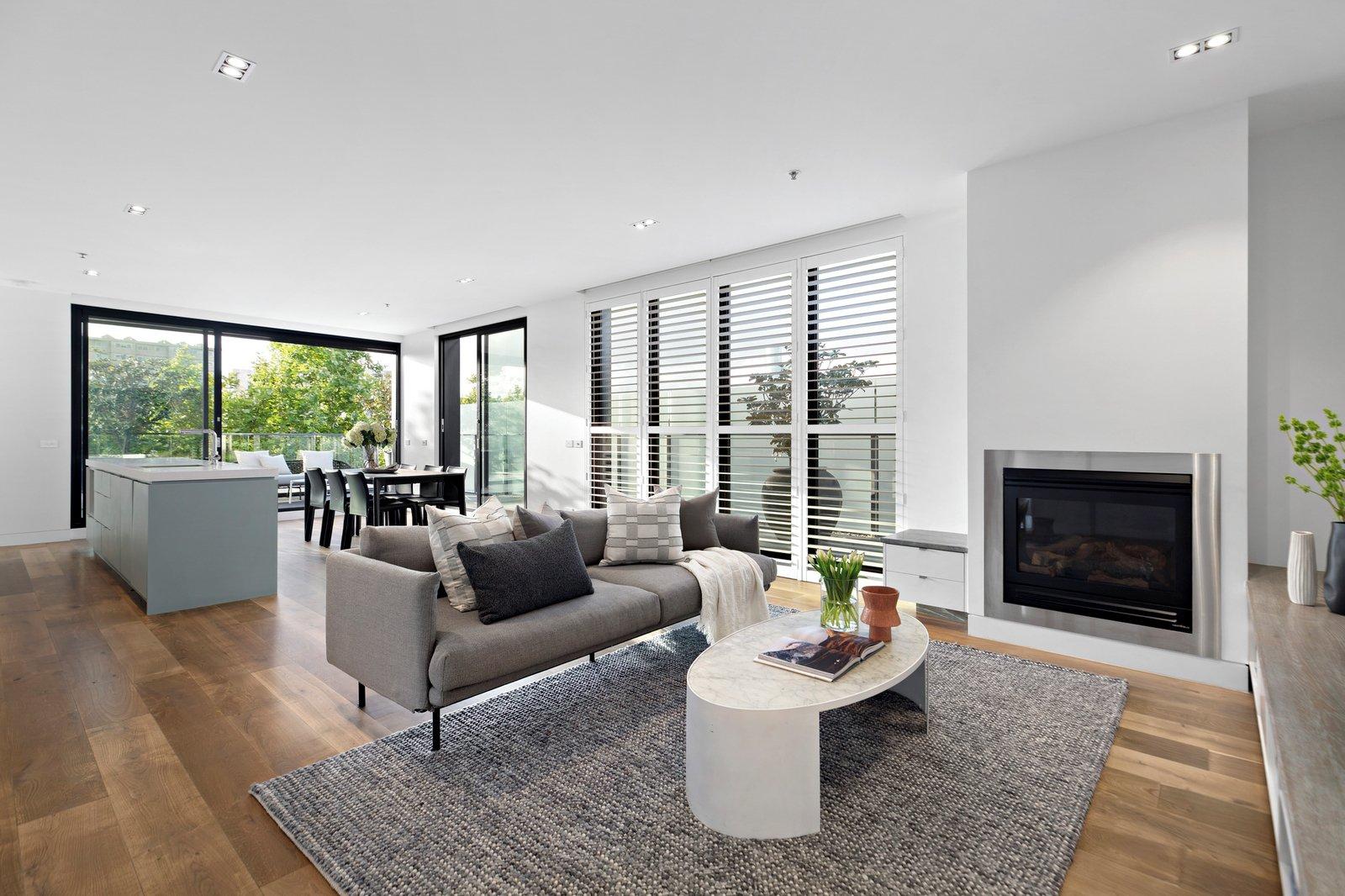 301/2 Cromwell Road, South Yarra, 3141
