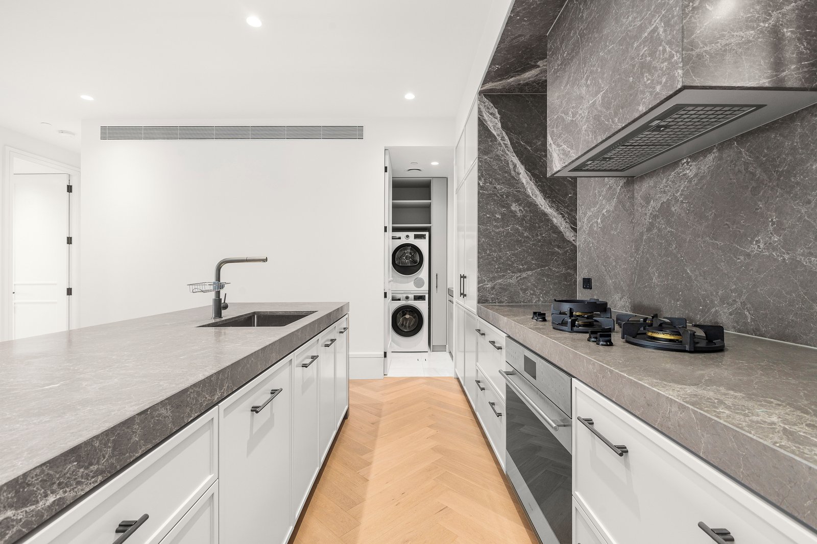 302/376 Albert Street, East Melbourne, 3002