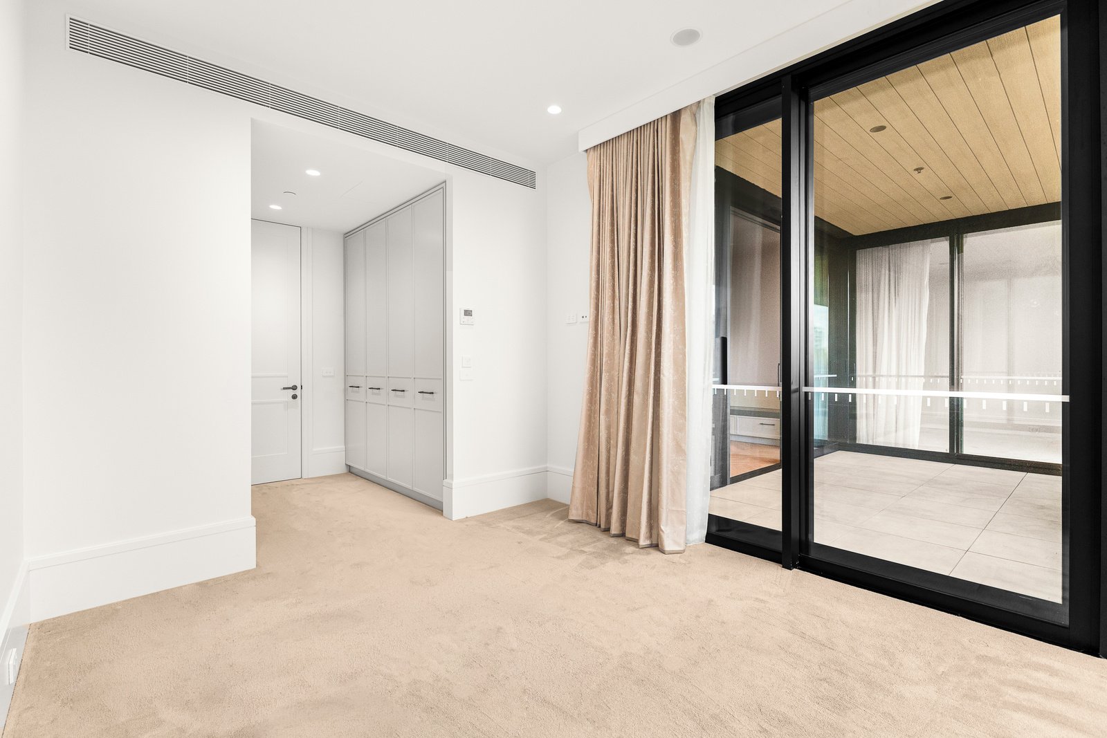 302/376 Albert Street, East Melbourne, 3002