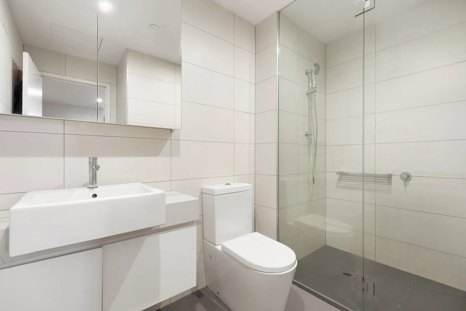 304/7 Red Hill Terrace, Doncaster East, 3109
