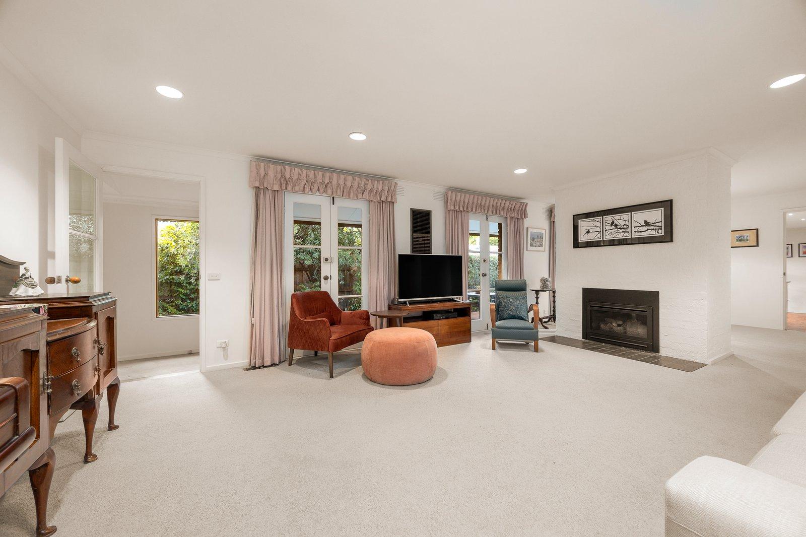 31 Albany Crescent, Surrey Hills, 3127