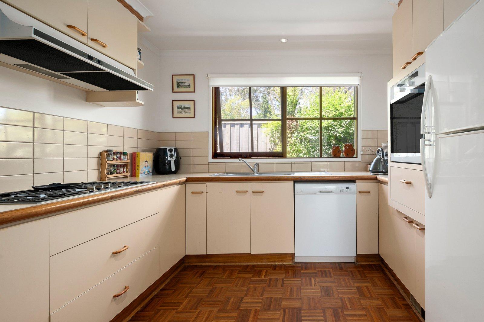 31 Albany Crescent, Surrey Hills, 3127