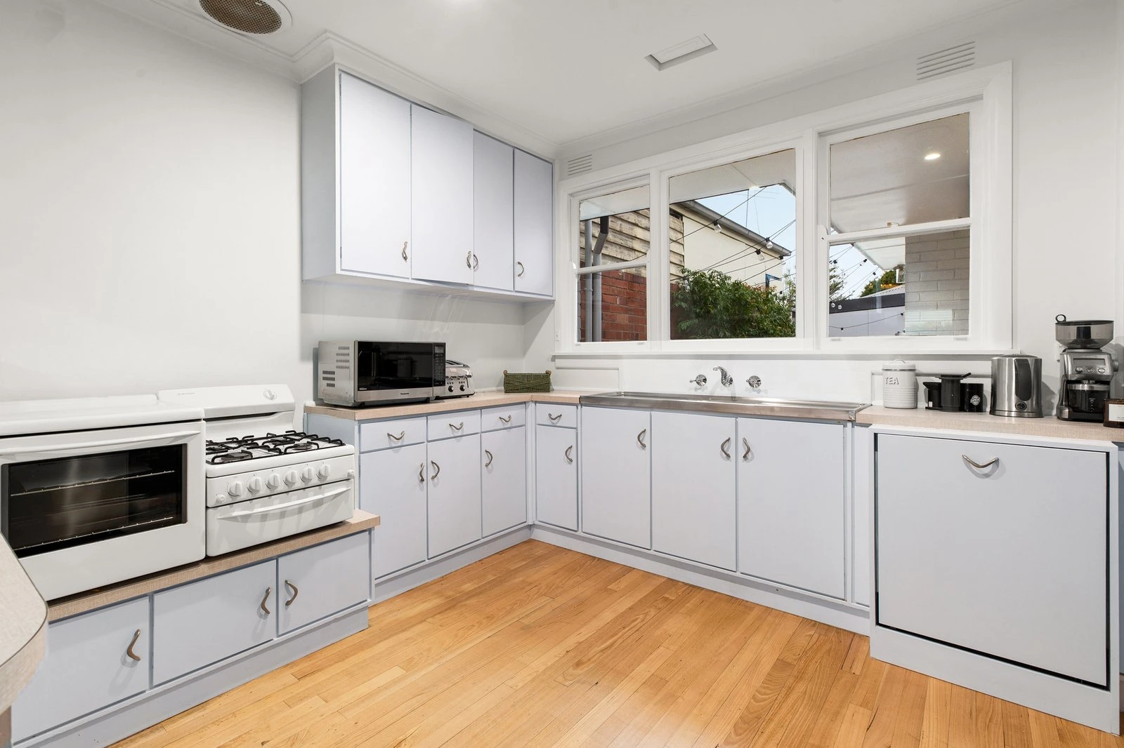 31 Derham Street, Port Melbourne, 3207