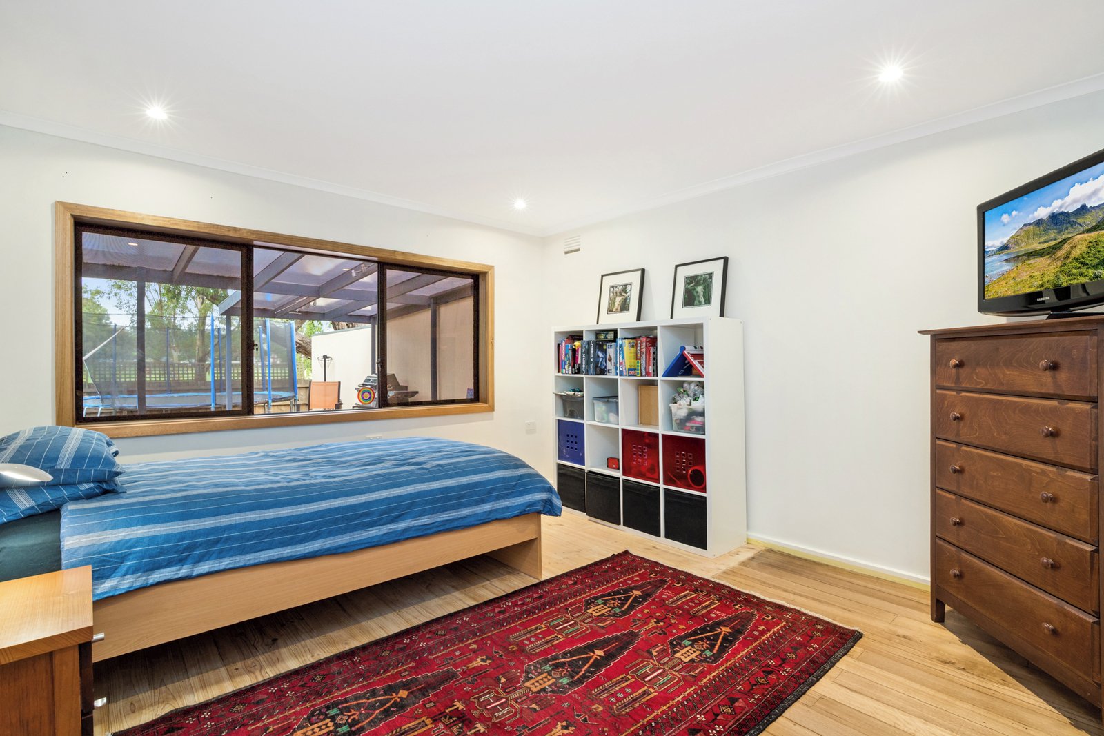 32 Bennett Parade, Kew East, 3102