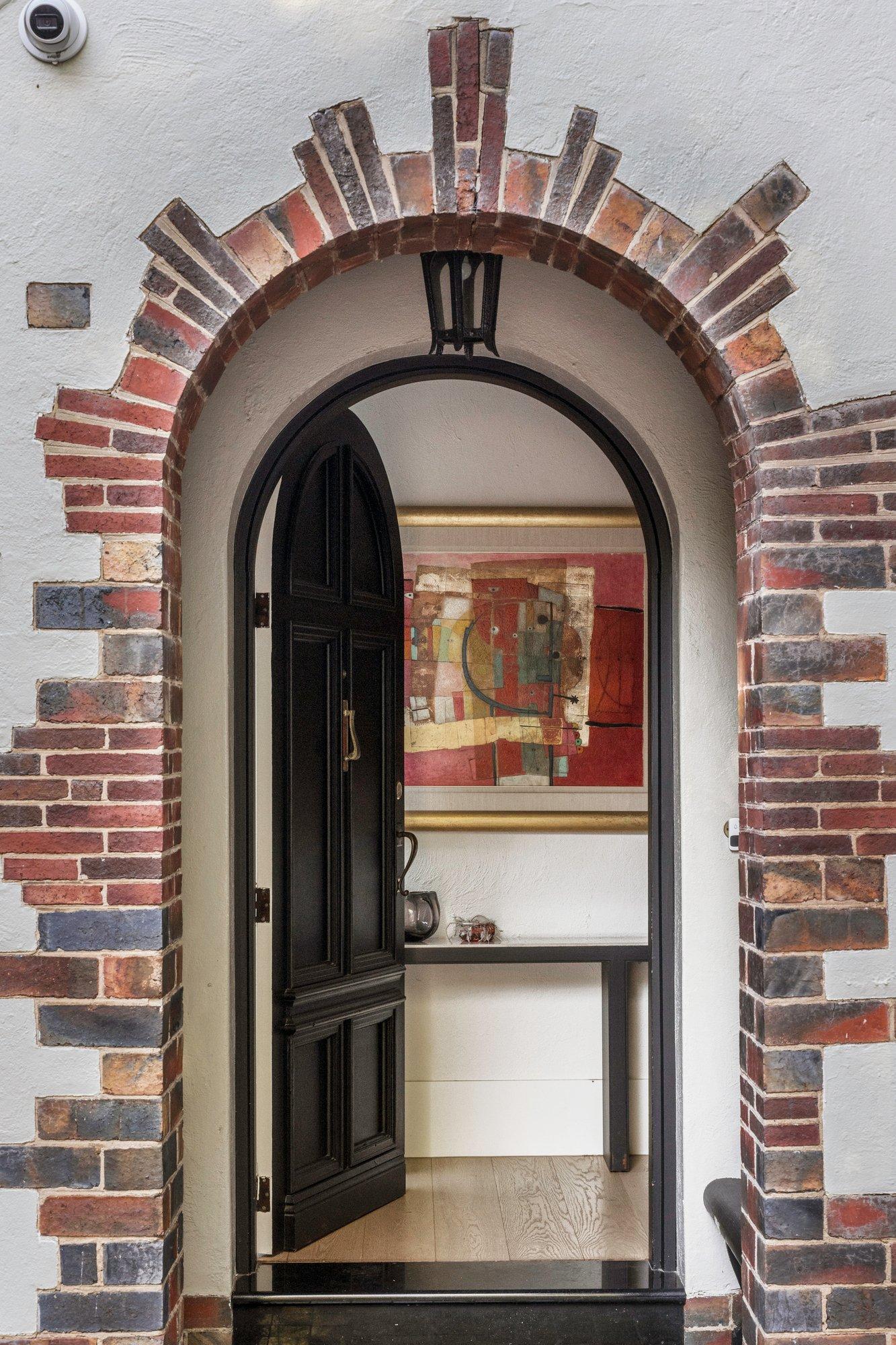 32 Linlithgow Road, Toorak, 3142
