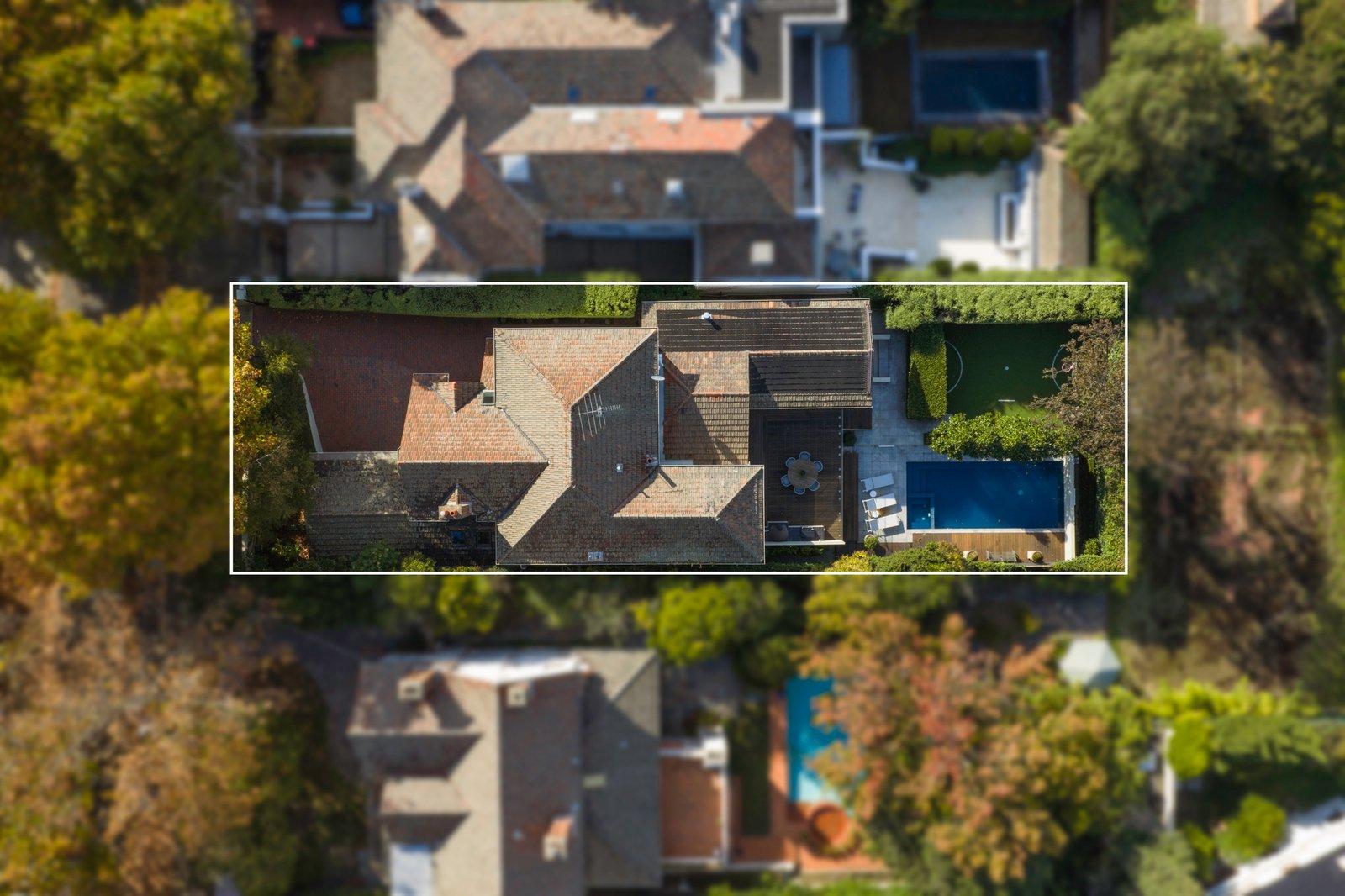 32 Linlithgow Road, Toorak, 3142