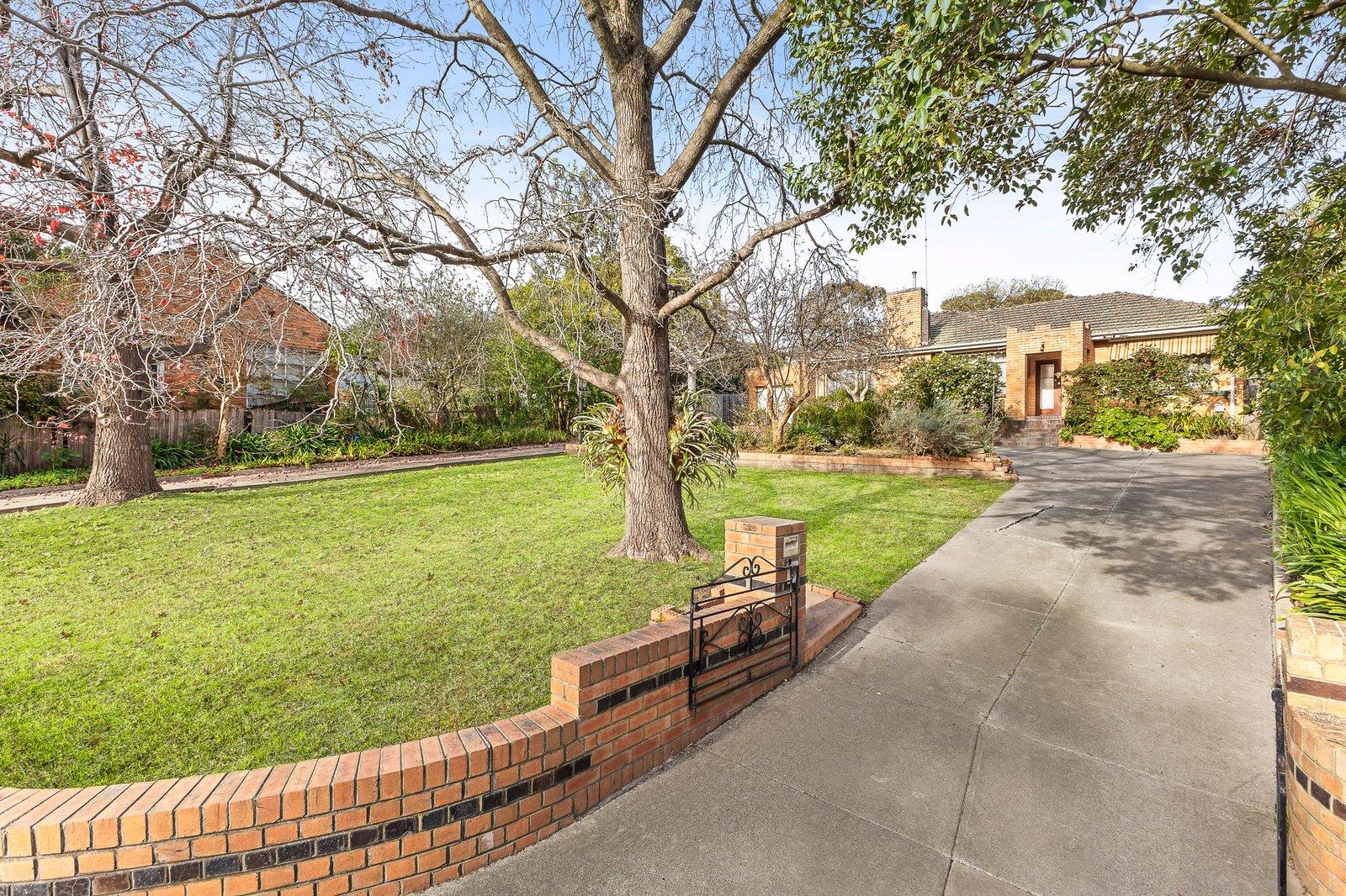 320 Doncaster Road, Balwyn North, 3104