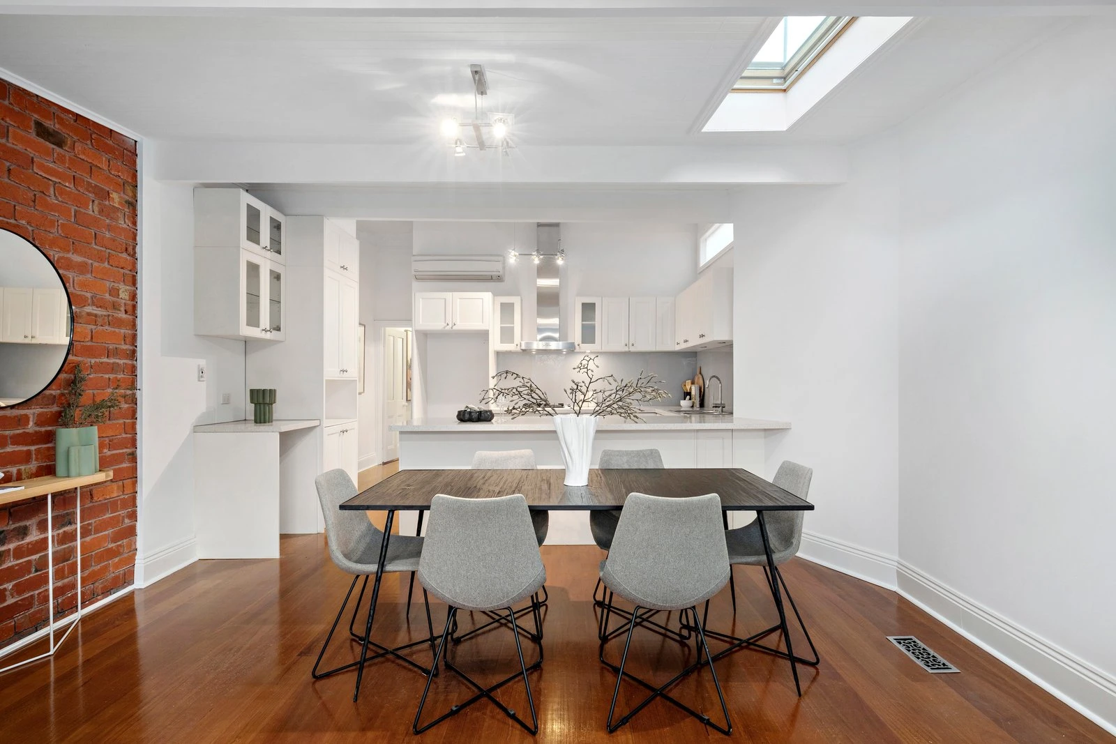326 Esplanade East, Port Melbourne, 3207