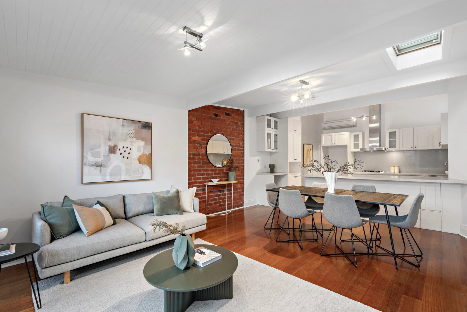 326 Esplanade East, Port Melbourne, 3207