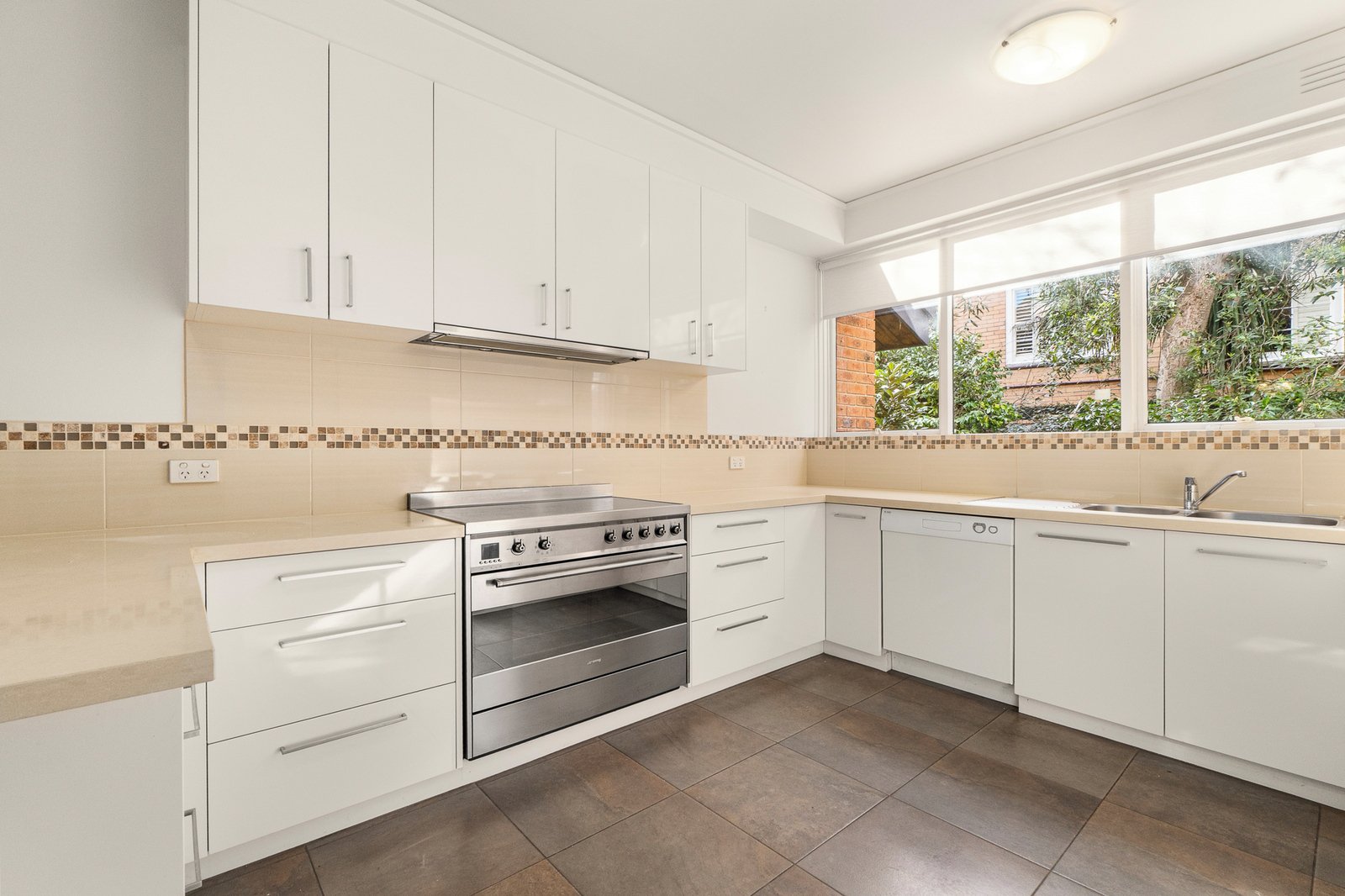 3/3 Wallace Avenue, Toorak, 3142