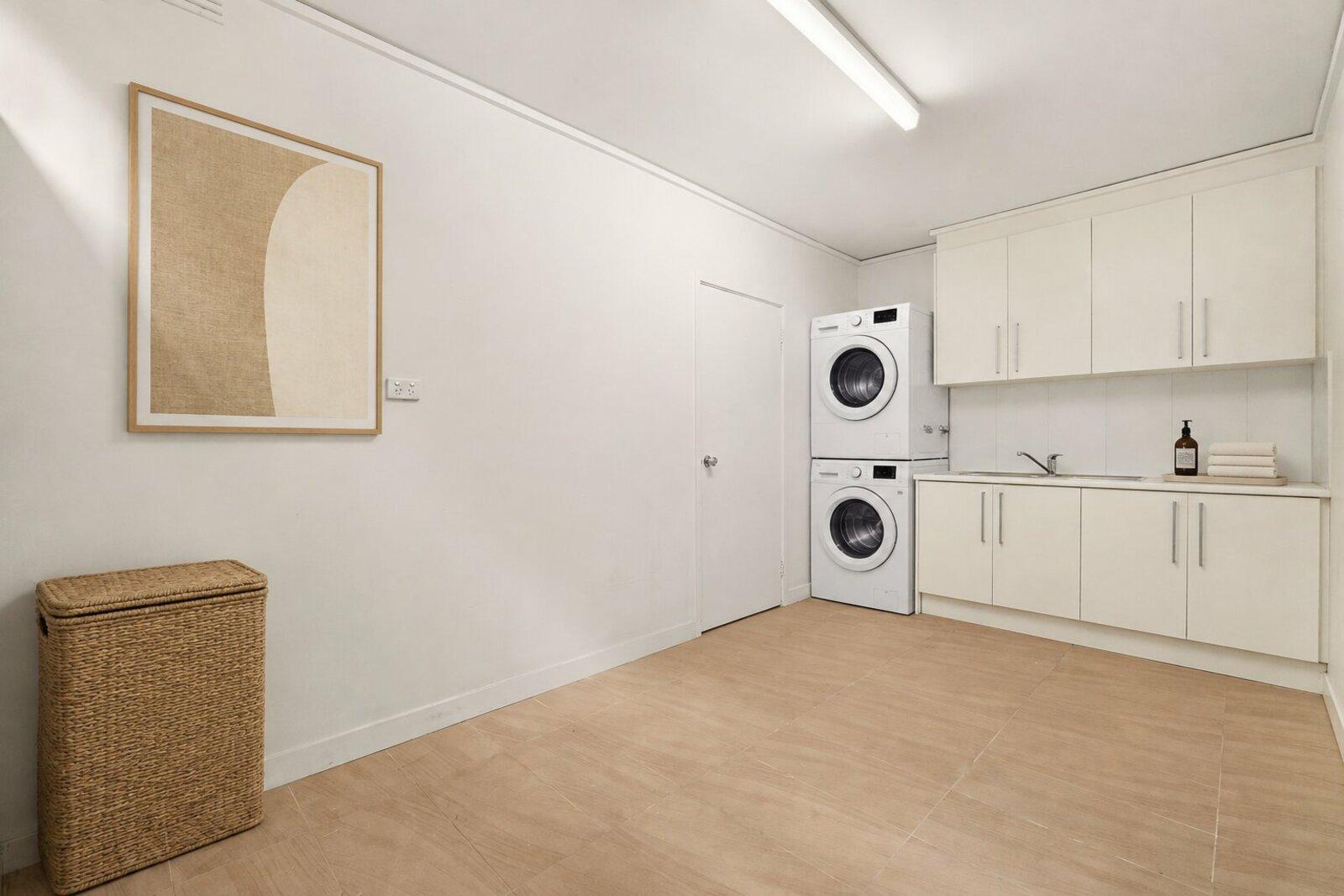 3/3 Wallace Avenue, Toorak, 3142