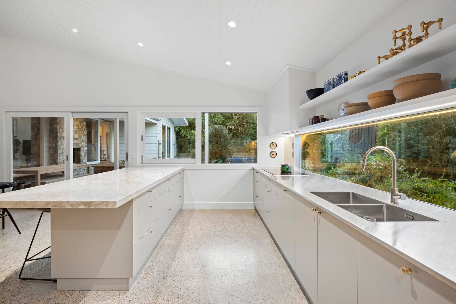 34 Carisbrooke Street, Balnarring Beach, 3926