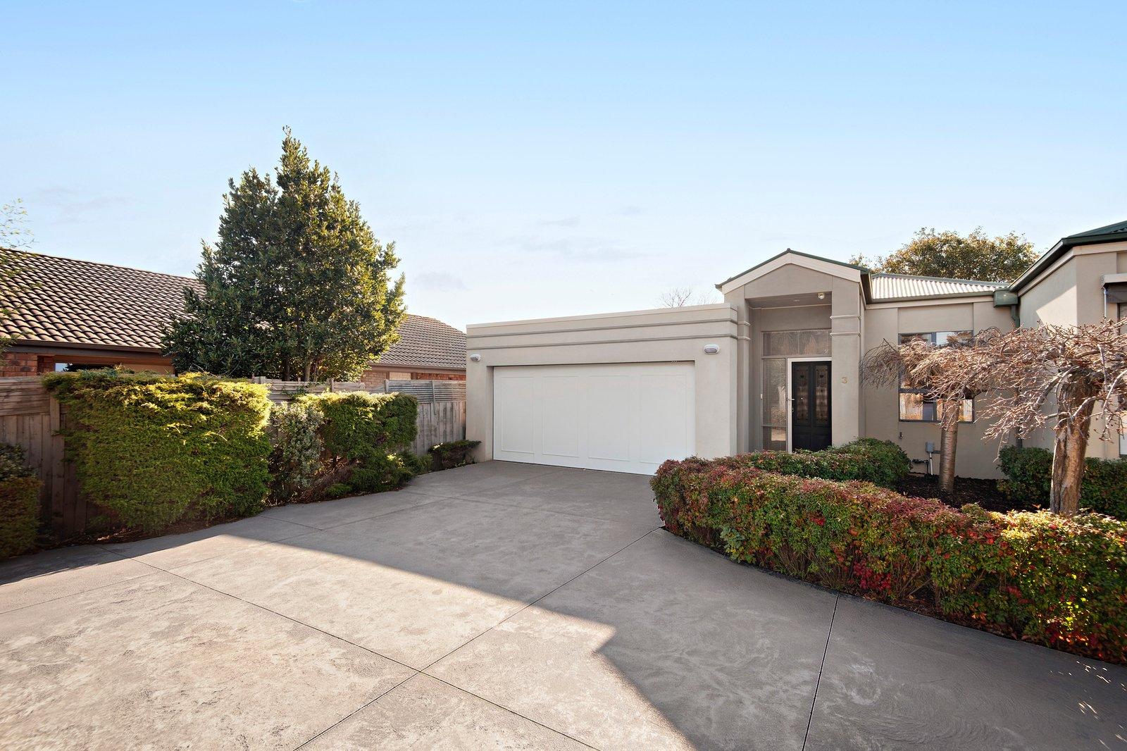 3/41 Van Ness Avenue, Mornington, 3931