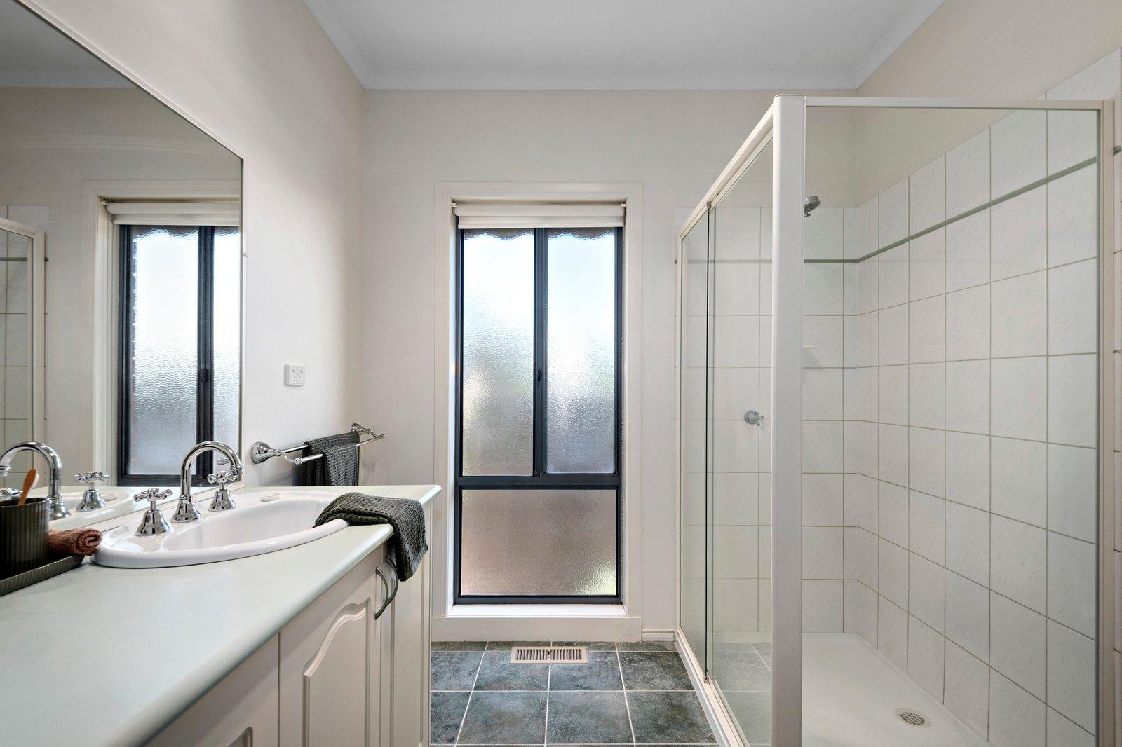 3/41 Van Ness Avenue, Mornington, 3931