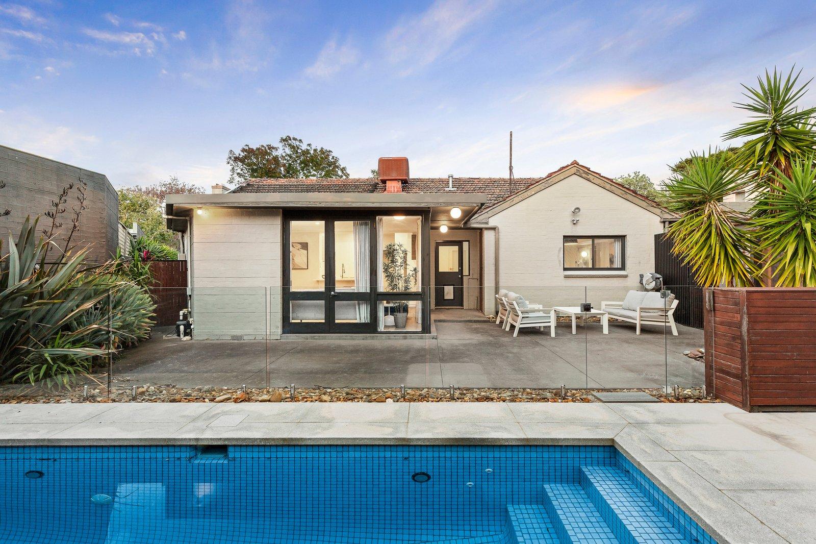 35 Canberra Grove, Brighton East, 3187