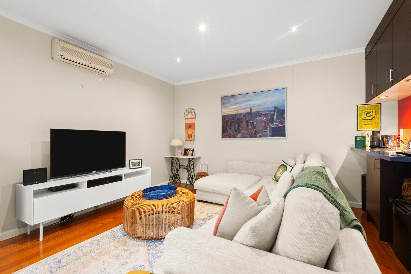 35 Eram Road, Box Hill North, Vic