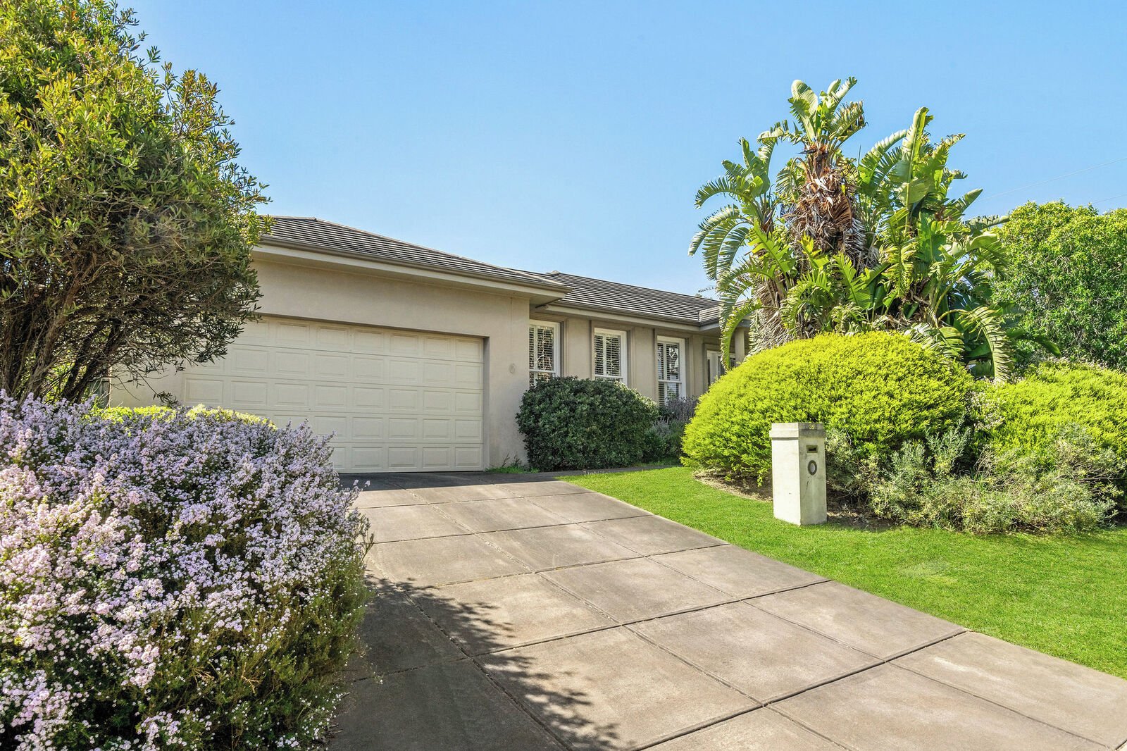 35 Rutland Avenue, Mount Eliza, 3930