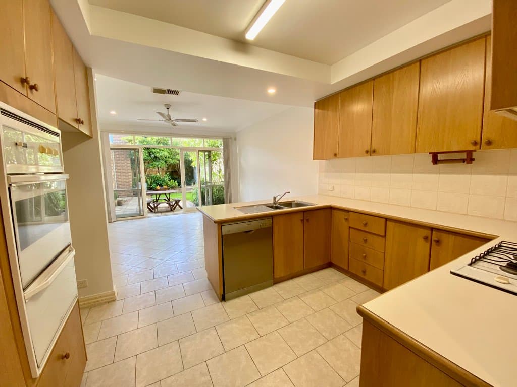 3/521 Whitehorse Road, Surrey Hills, 3127