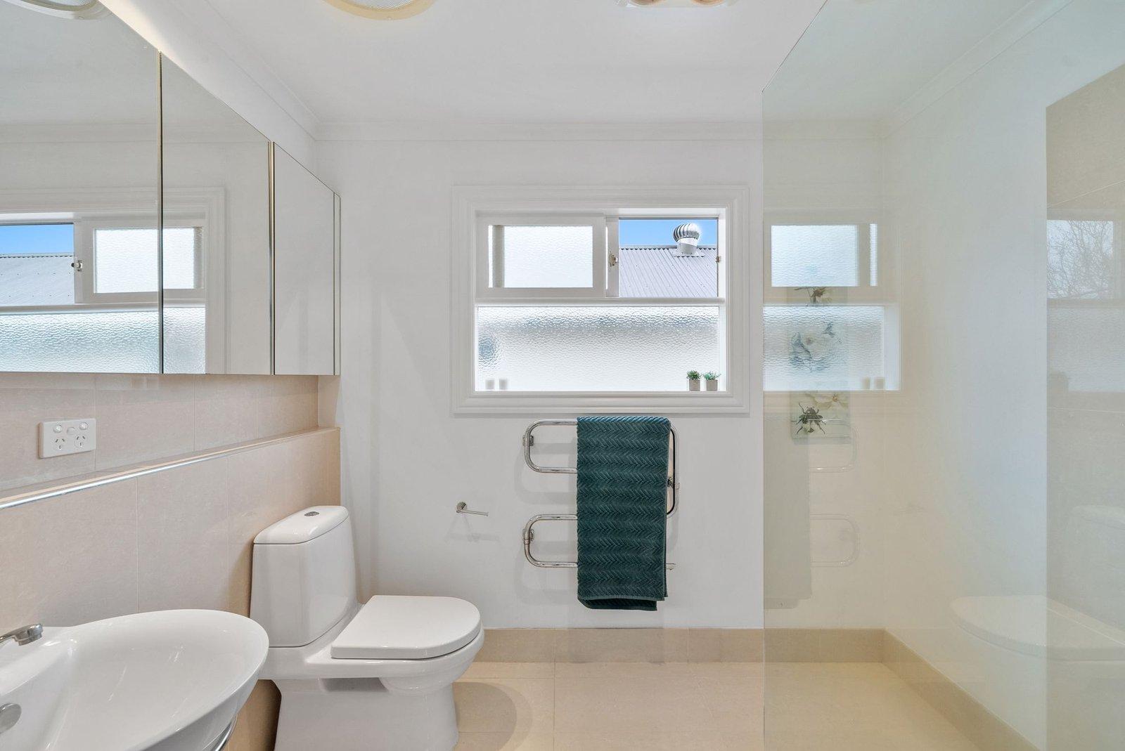 36 Ardrie Road, Malvern East, 3145