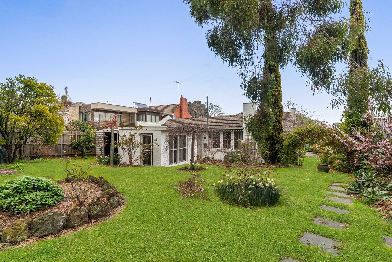 36 Normanby Road, Kew, Vic