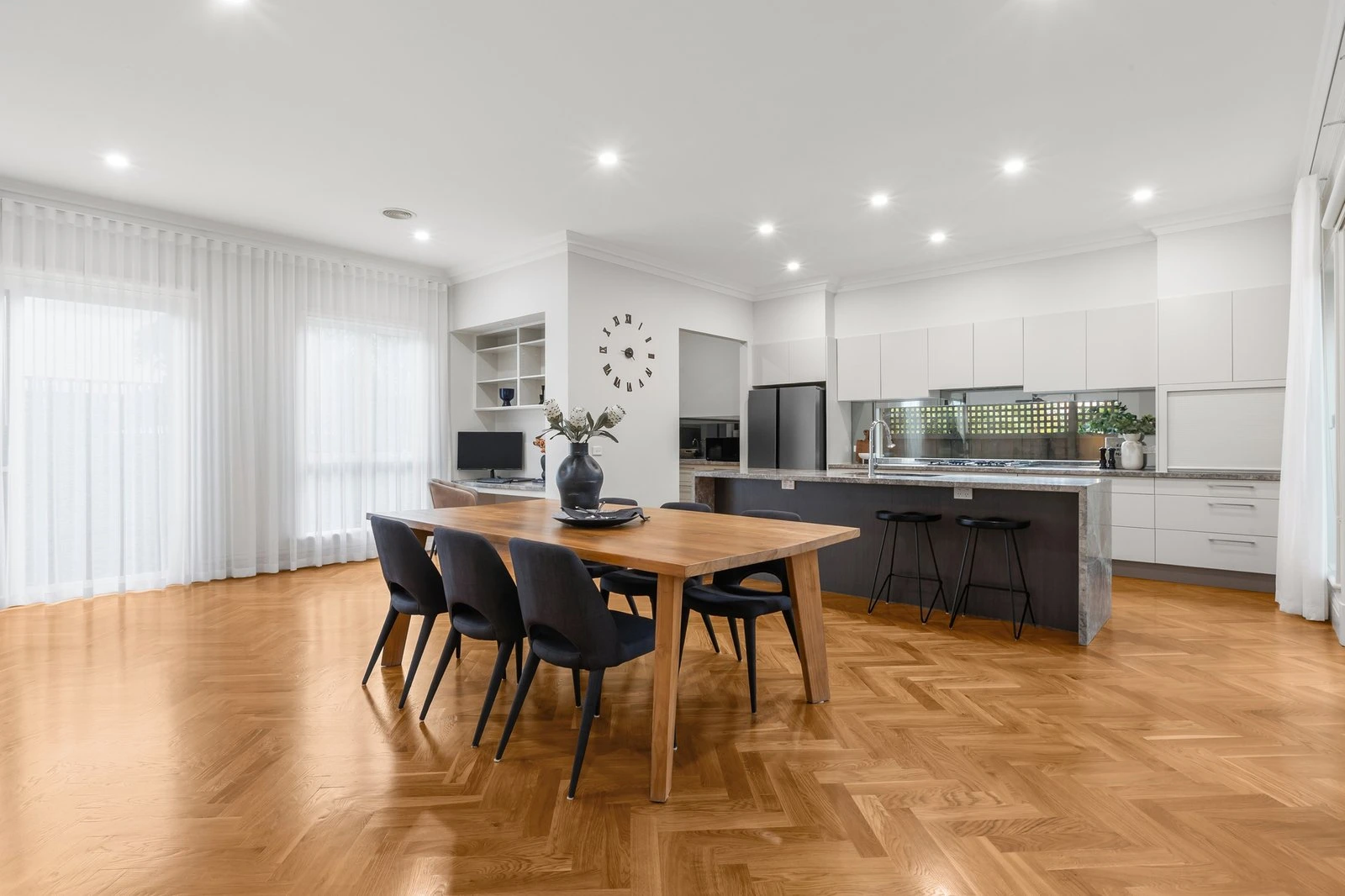 37 Carlyle Way, Malvern East, 3145