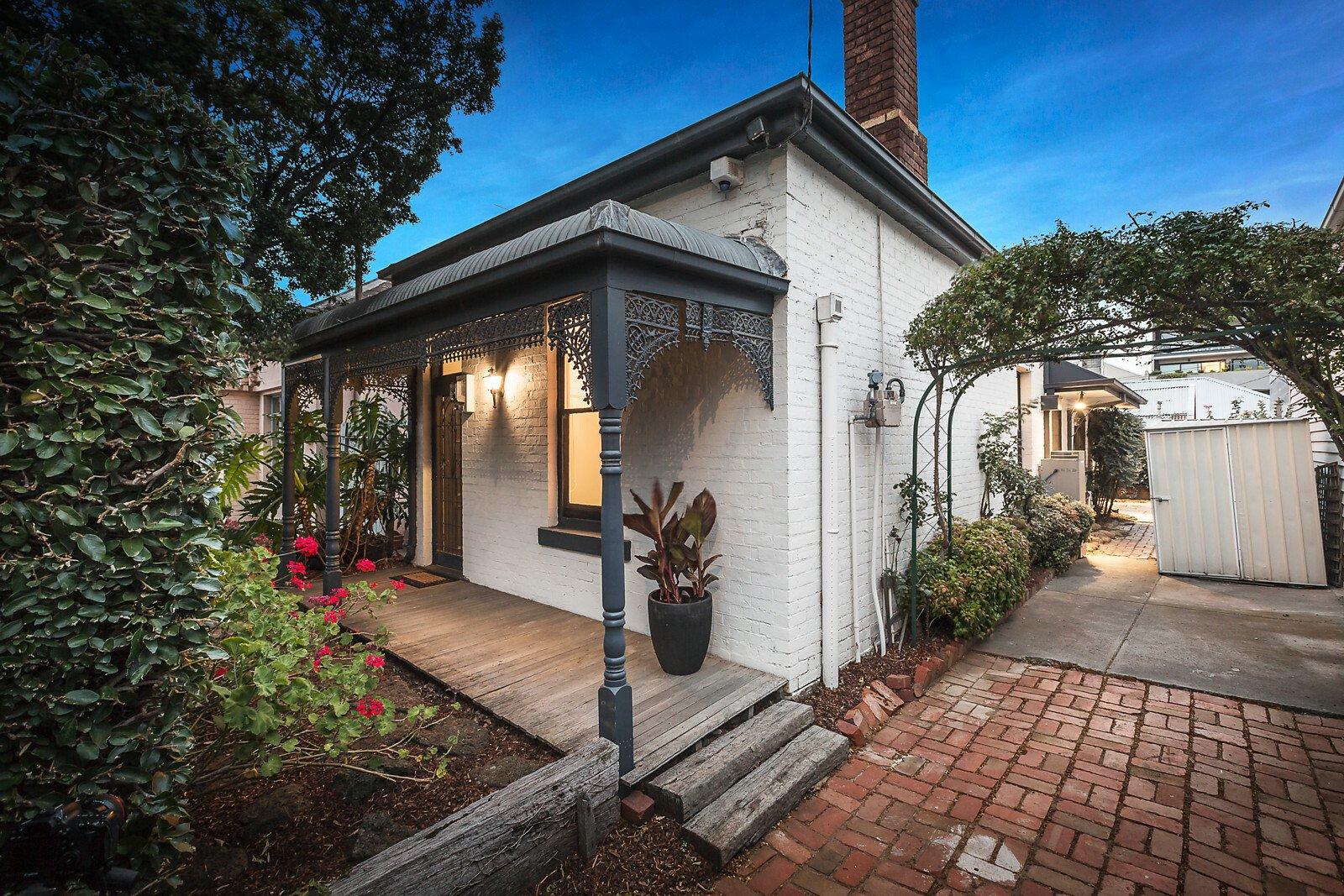 37 Eastbourne Street, Windsor, 3181