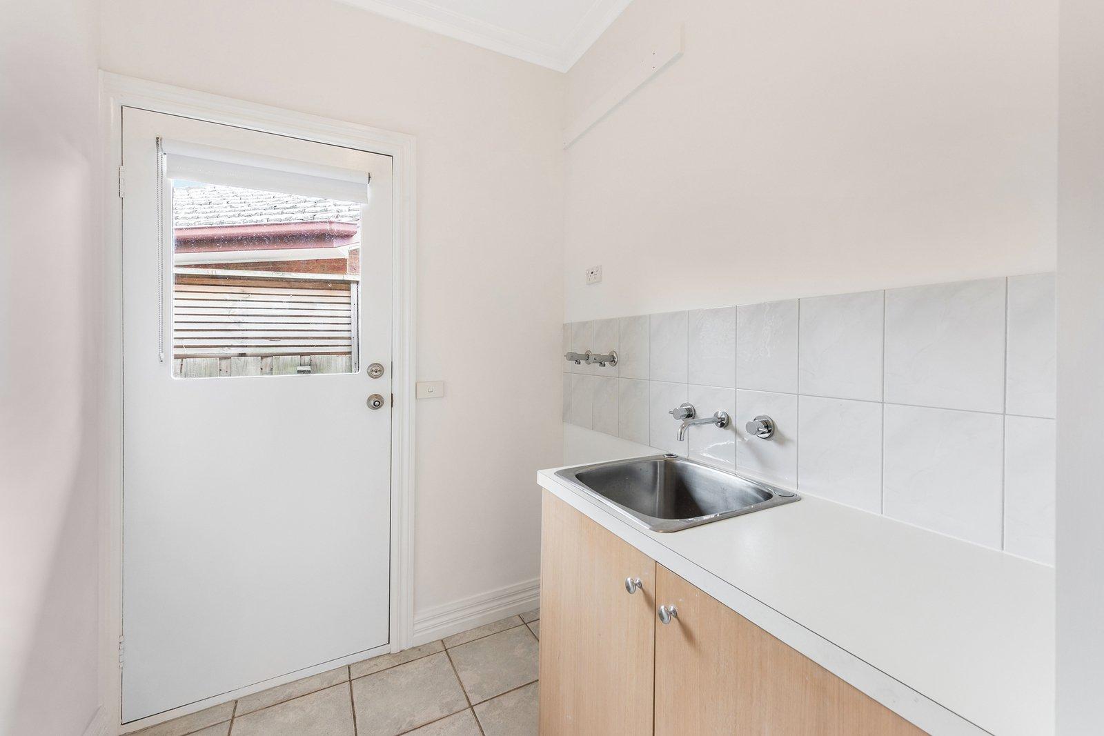 37 Queens Parade, Glen Iris, 3146