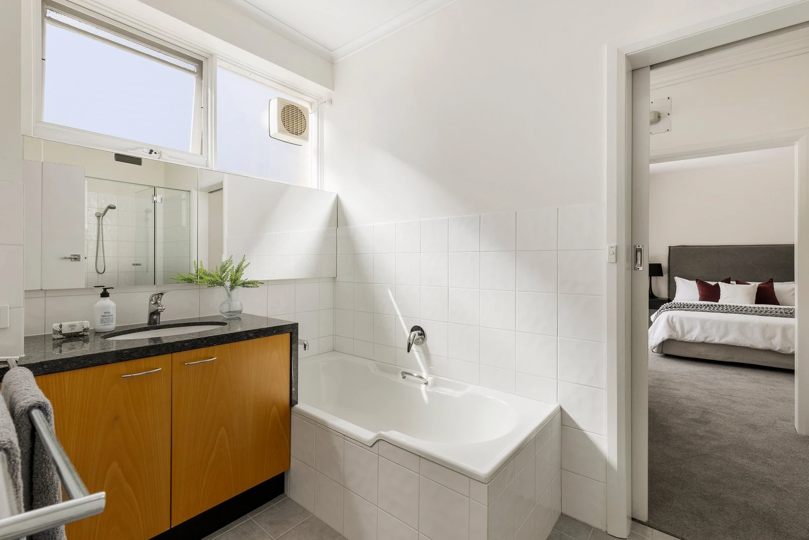 3/732 Orrong Road, Toorak, 3142