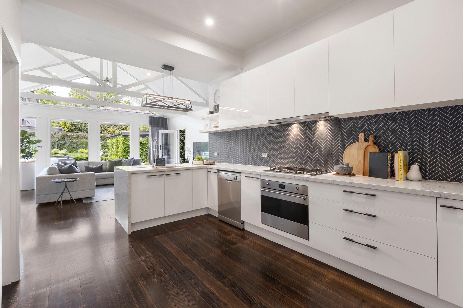 38 Woolcock Avenue, Kew East, 3102
