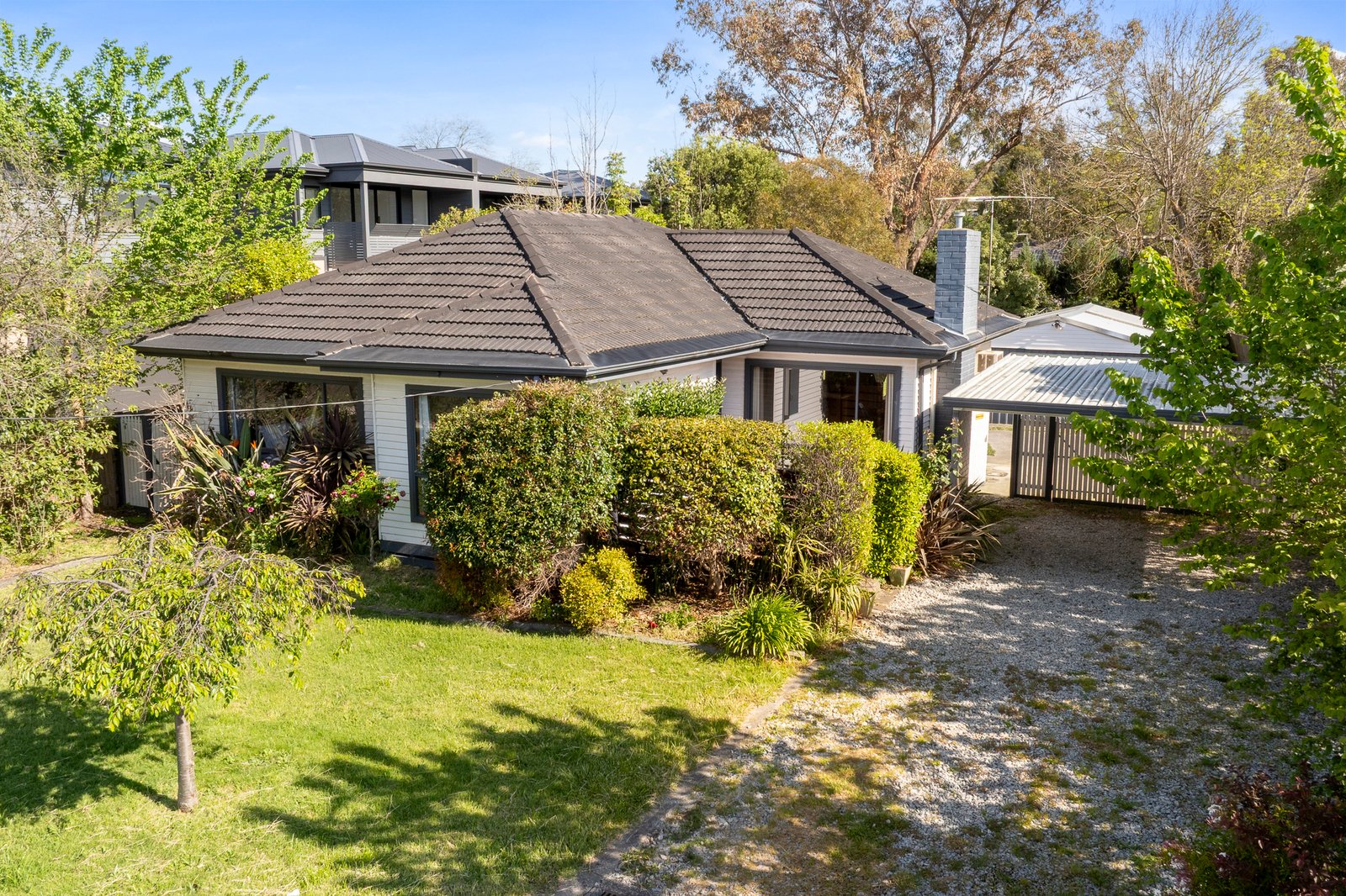 39 Diane Crescent, Mooroolbark, 3138