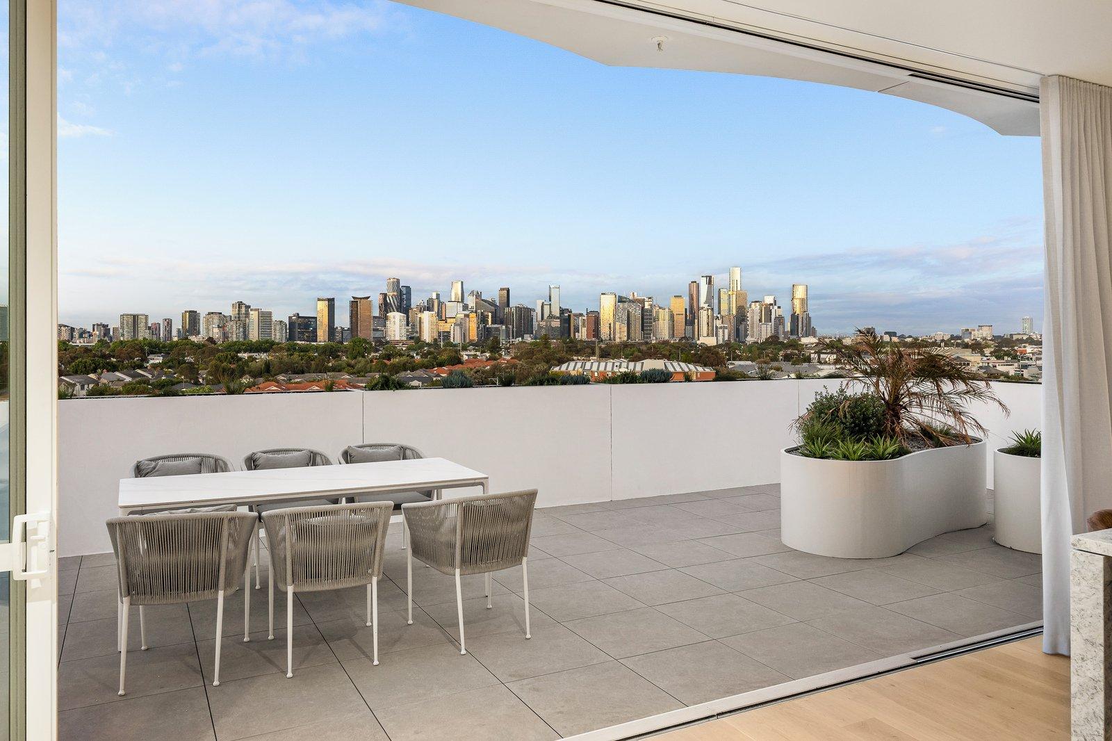 The Penthouse/103 Beach Street, Port Melbourne, 3207