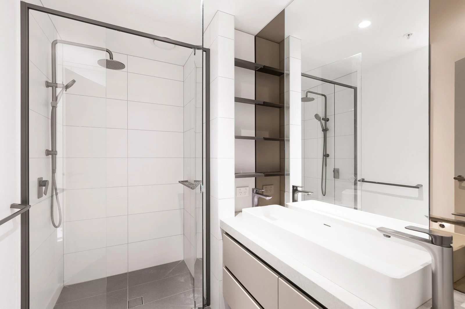 UG01/706 Burwood Road, Hawthorn East, 3123