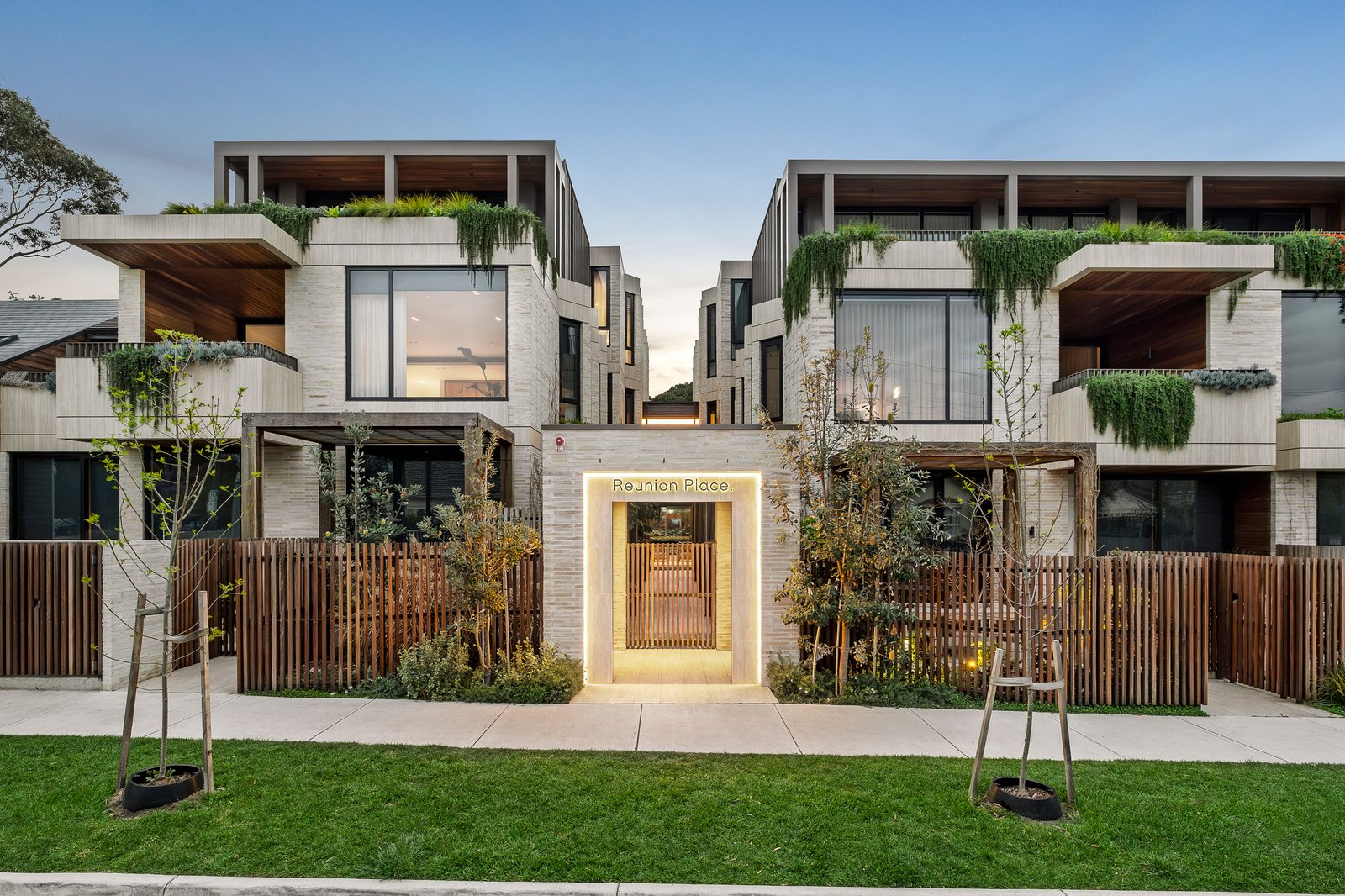 G03/1A Deakin Street South, Hampton, 3188