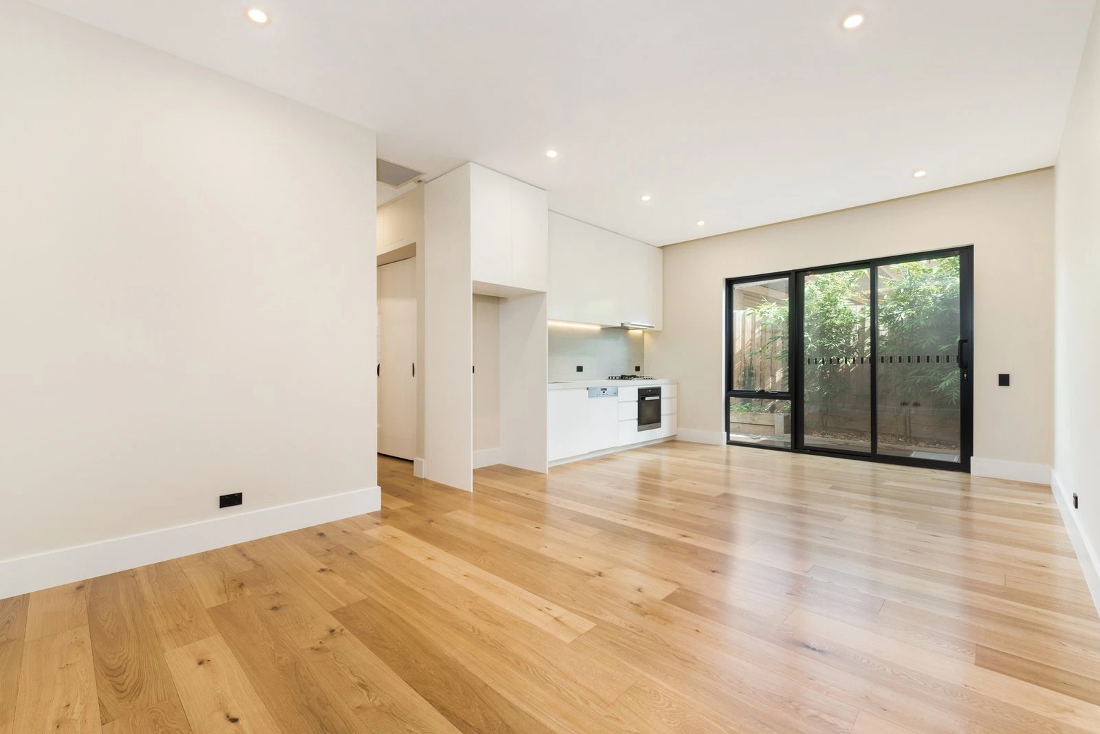 G04/53 Seymour Grove, Camberwell, 3124
