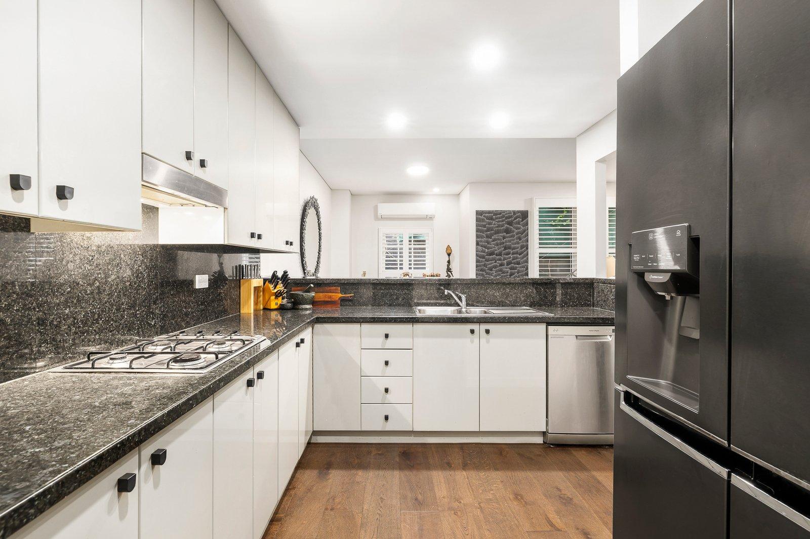 Garden Residence, 122 Anderson Street, South Yarra, 3141