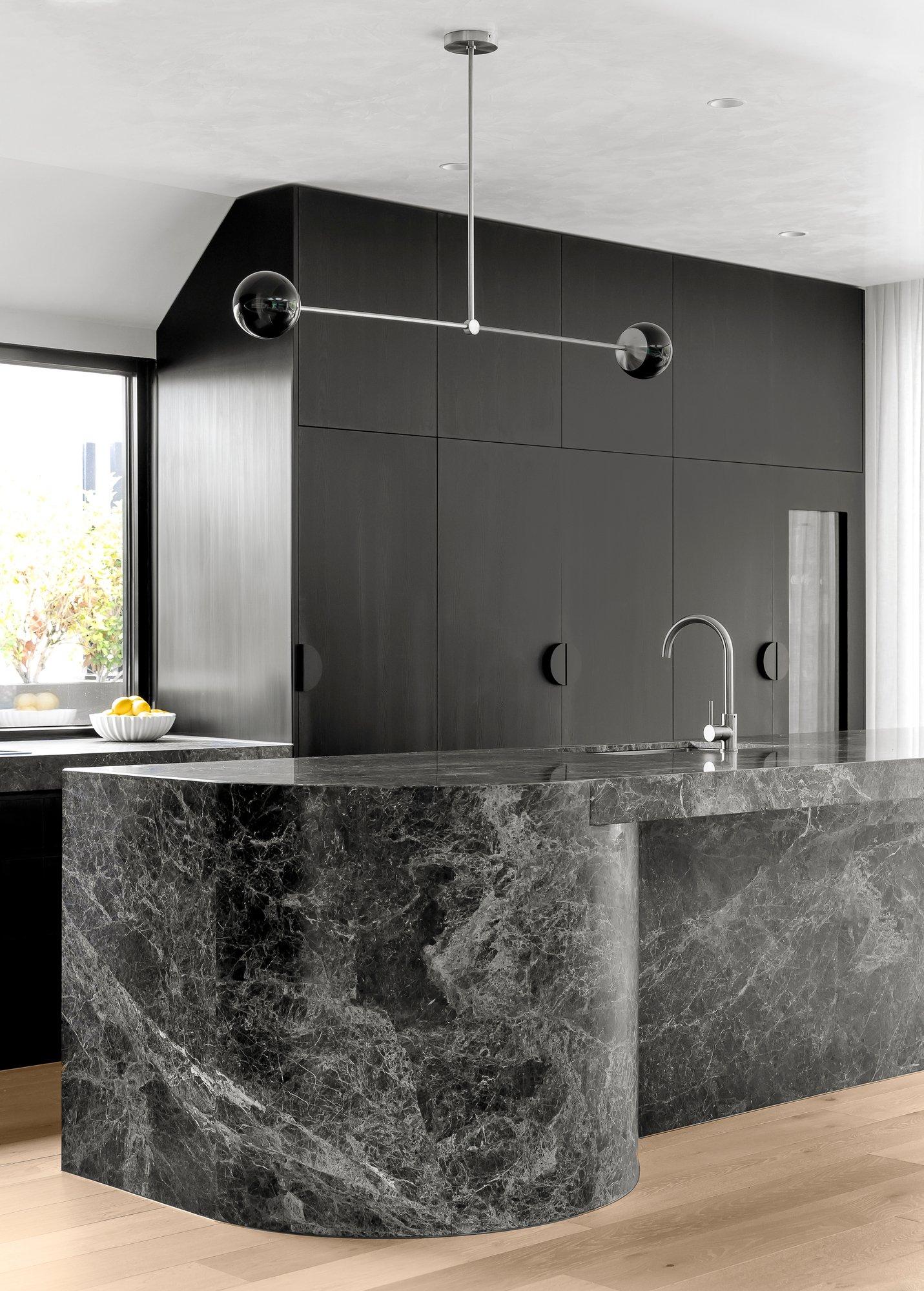 Penthouse, 11 Struan Street, Toorak, 3142