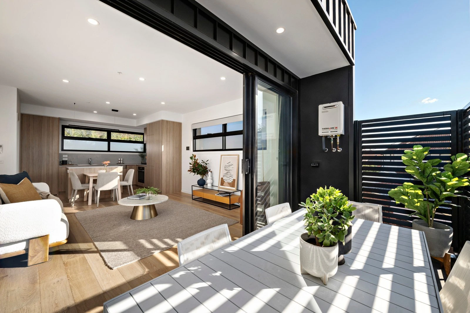 Residence 6/315 Barkly Street, Elwood, 3184