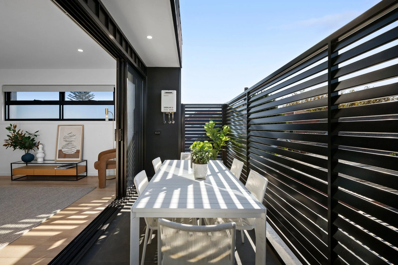 Residence 6/315 Barkly Street, Elwood, 3184