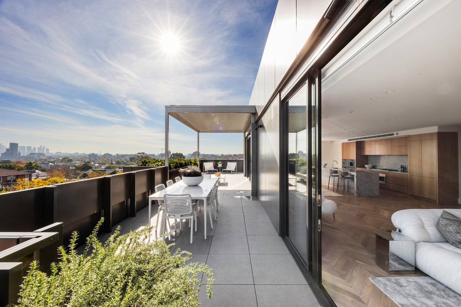 Sub Penthouse/663 Malvern Road, Toorak, 3142