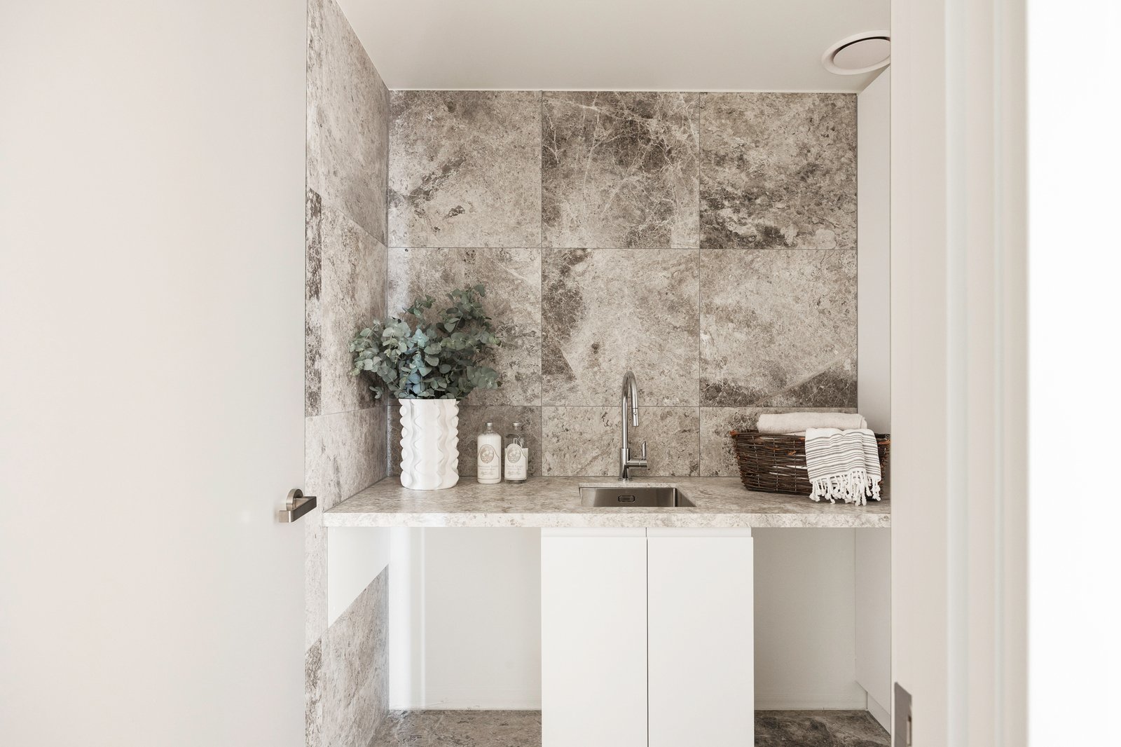 Sub Penthouse/663 Malvern Road, Toorak, 3142