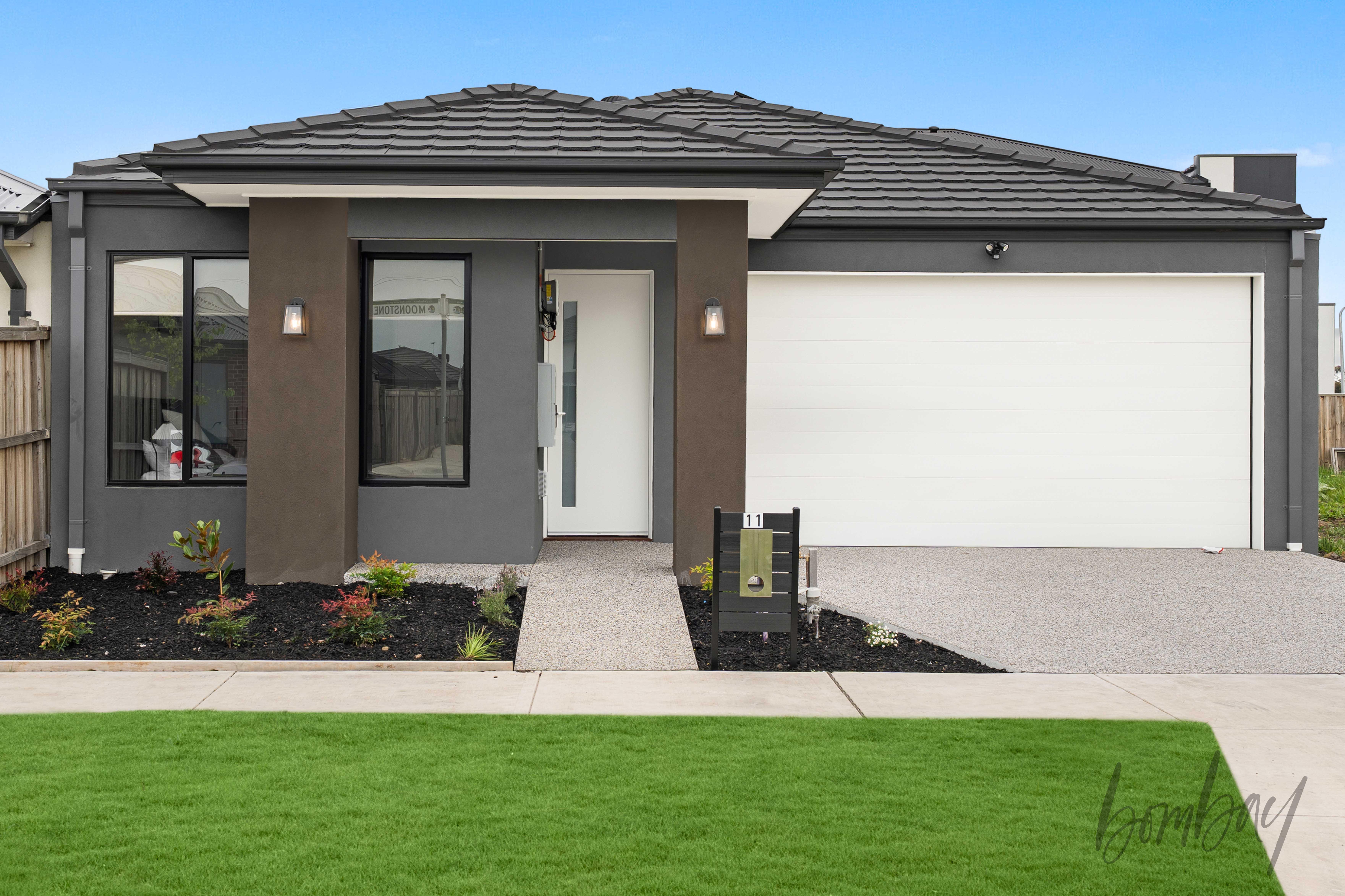 11 Moonstone Road, Donnybrook VIC | Bombay Real Estate