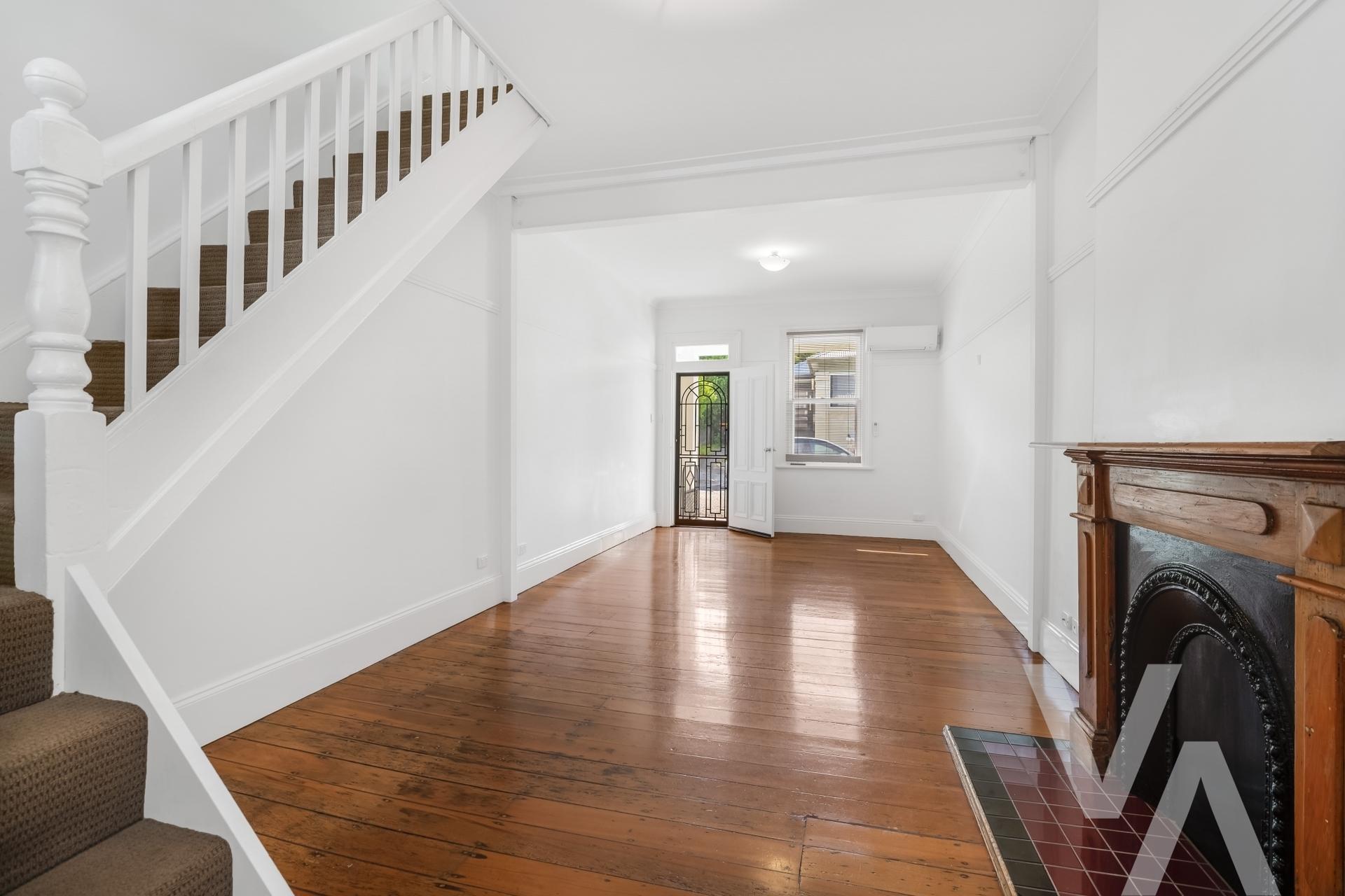 44 Railway Street Cooks Hill NSW
