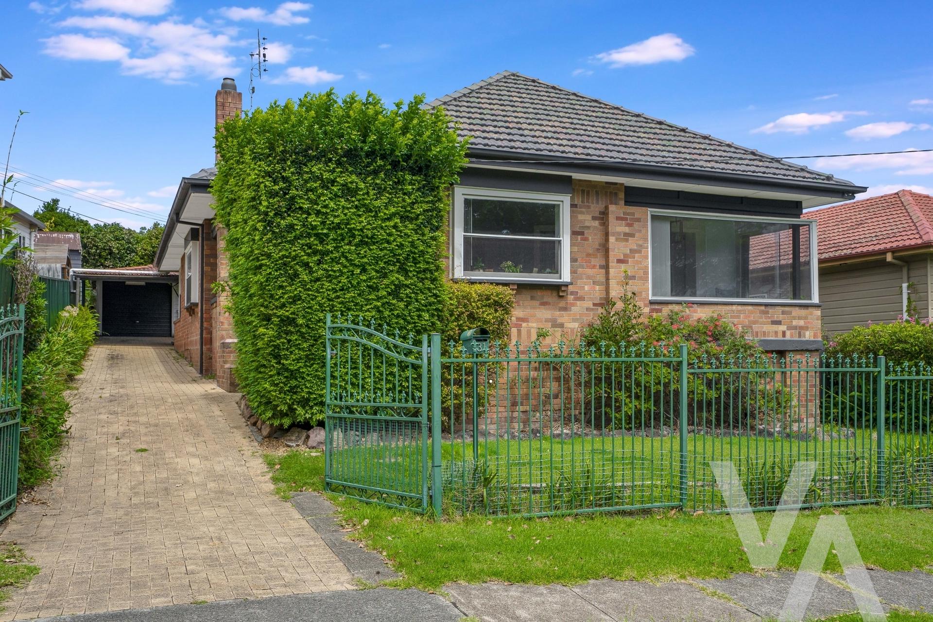31 Lockyer Street Adamstown NSW
