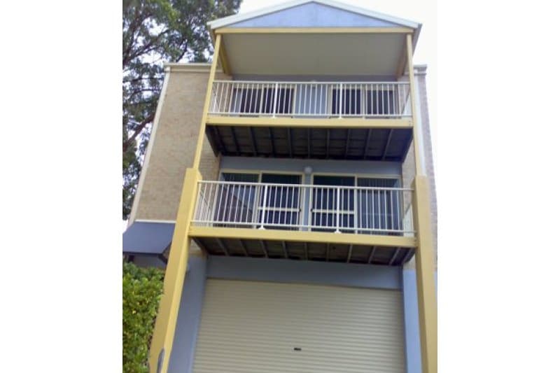 16/13 Robert Street CHARLESTOWN NSW