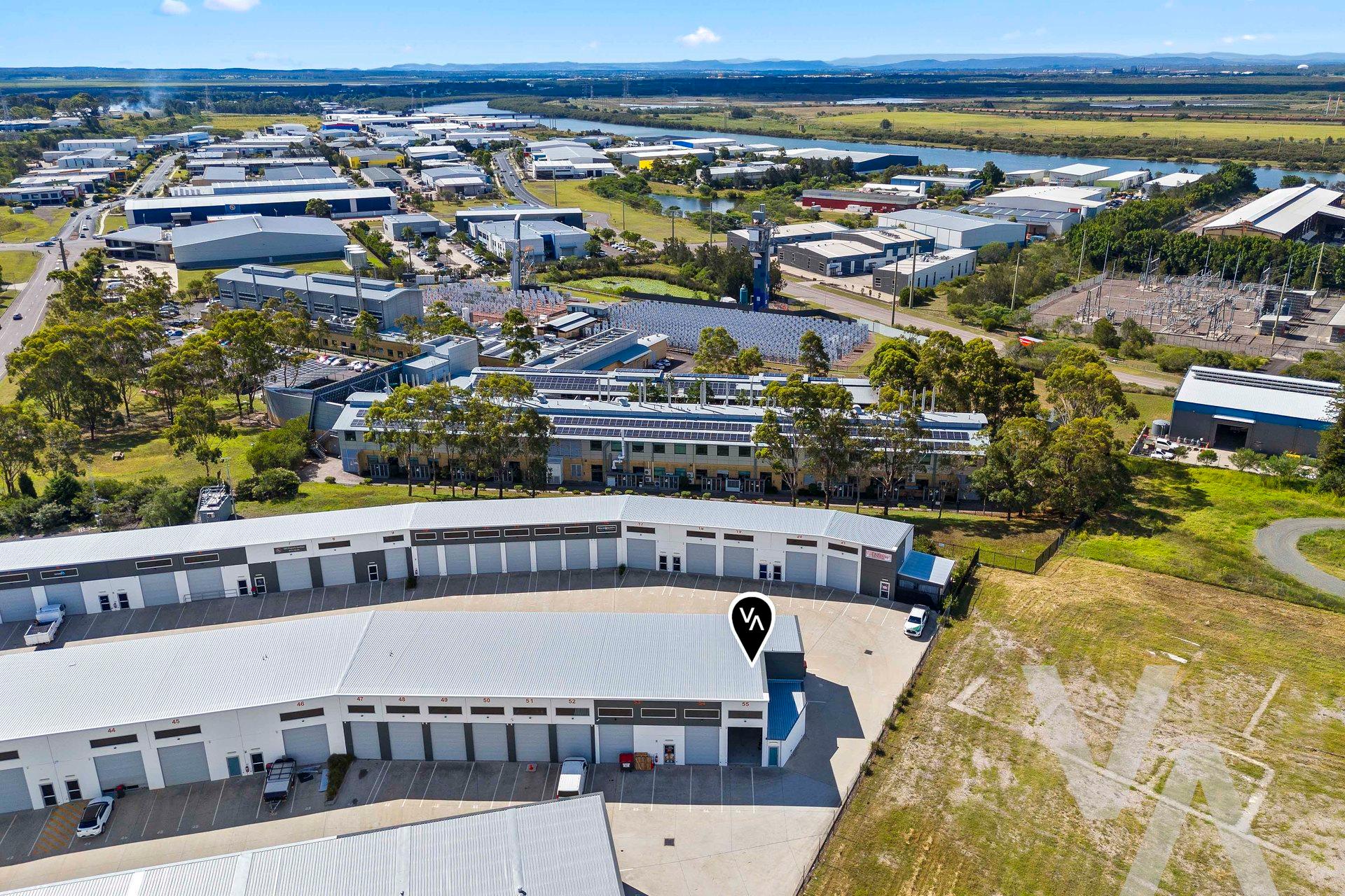 55/8 Murray Dwyer  Circuit Mayfield West NSW