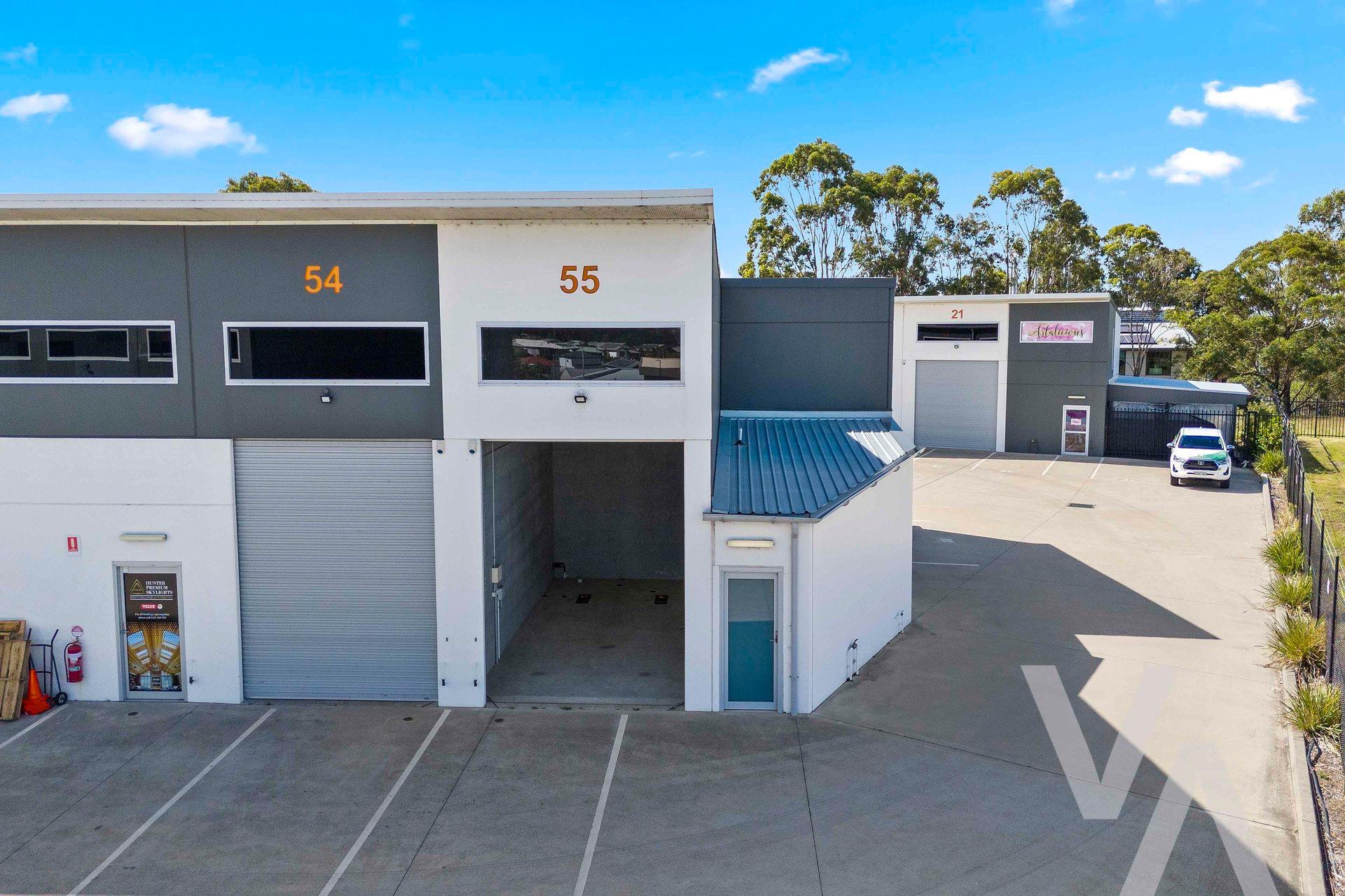 55/8 Murray Dwyer  Circuit Mayfield West NSW