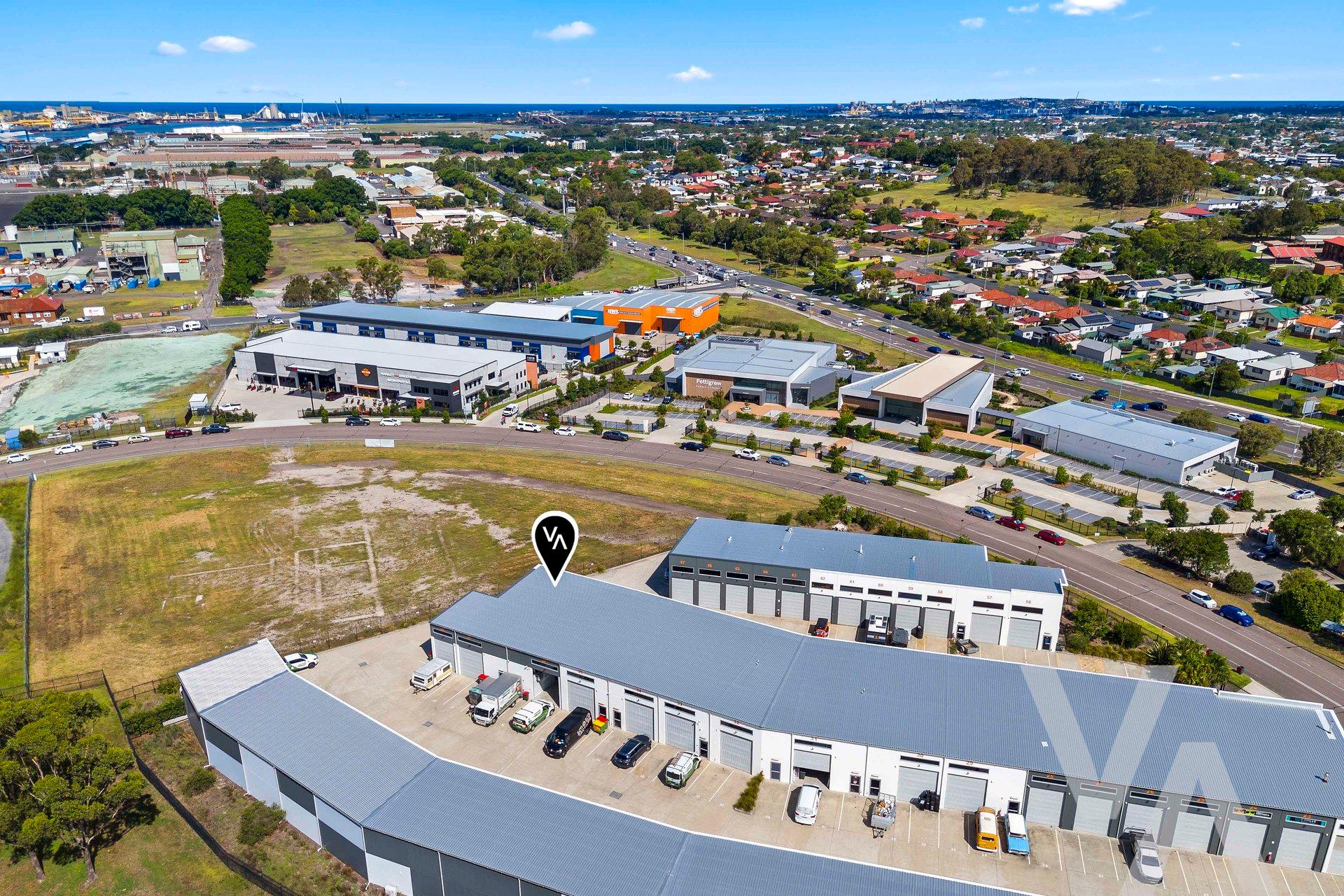 55/8 Murray Dwyer  Circuit Mayfield West NSW