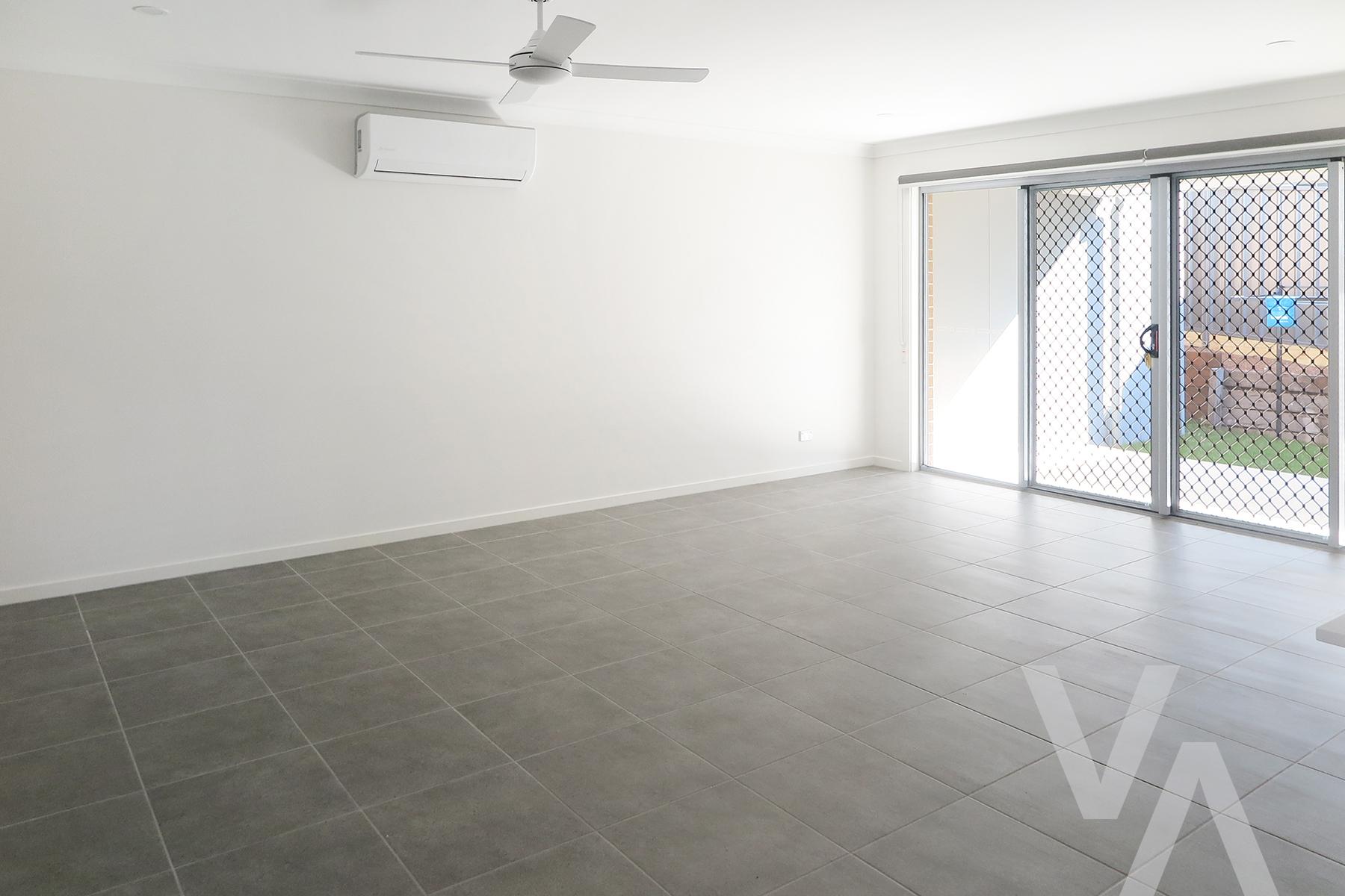 1 Stollery Drive Cameron Park NSW