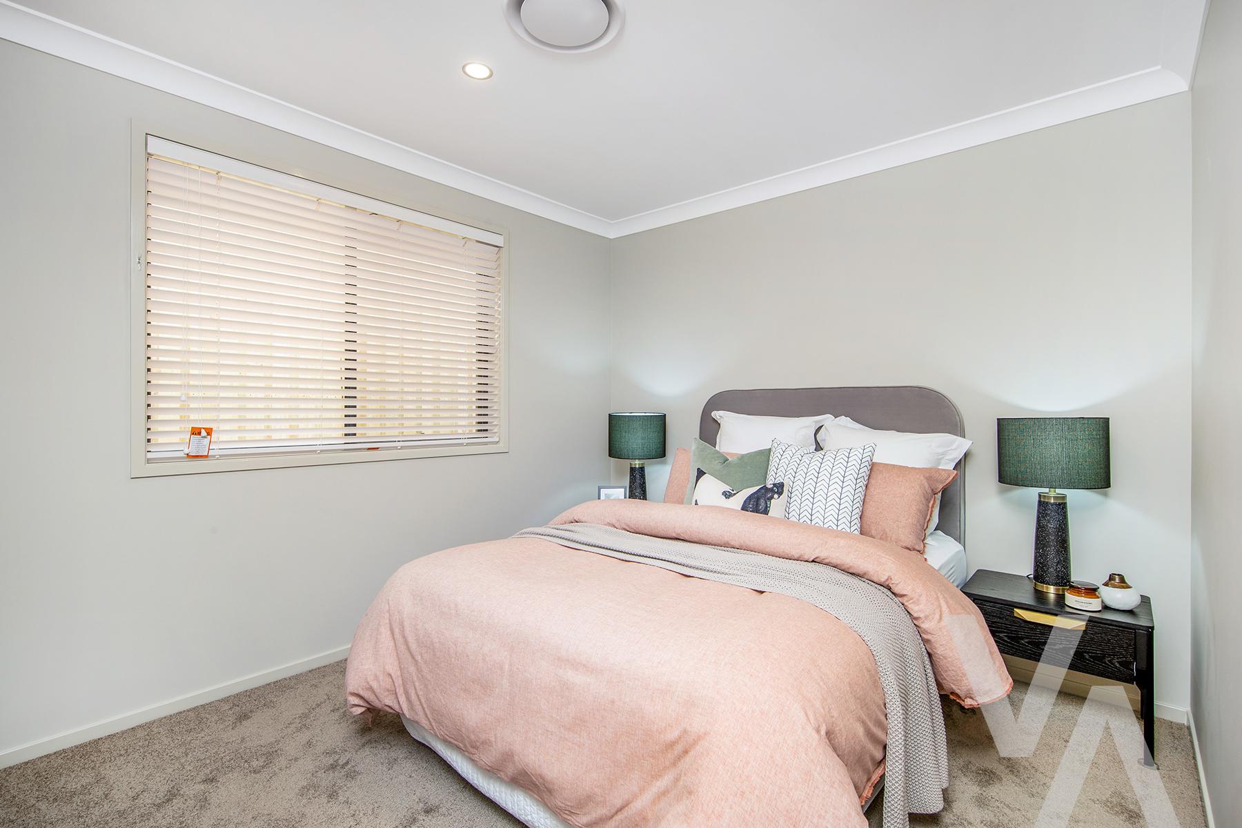 9 Greystones Drive Chisholm NSW